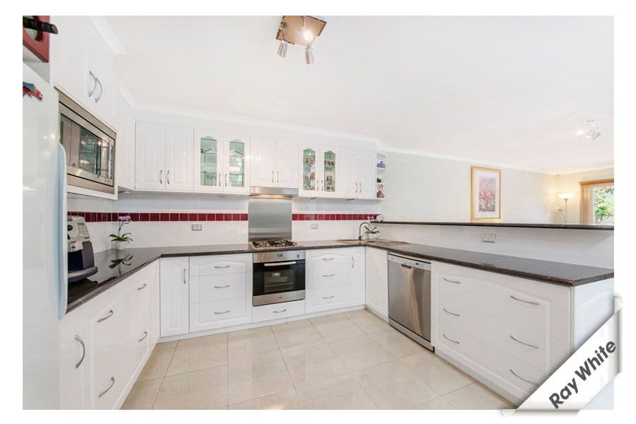 74 Crest Park Parade, QUEANBEYAN NSW 2620, Queanbeyan West - Thumbnail 3