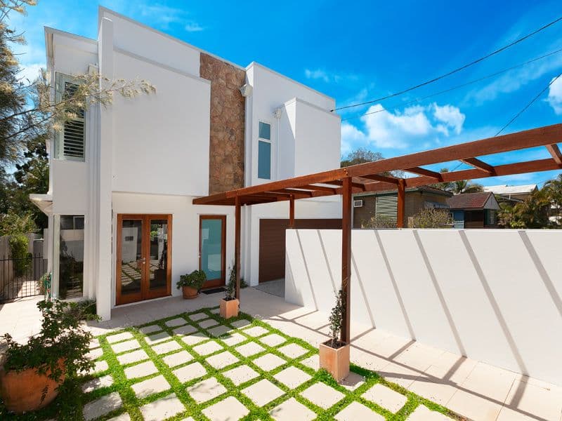 42 Long Street West, GRACEVILLE QLD 4075, Graceville - Image 1
