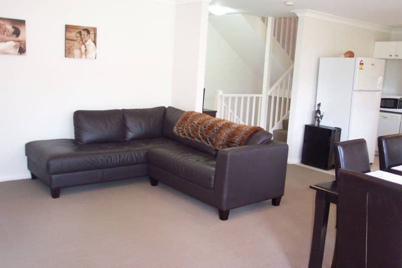 35  The Parkway, BALGOWNIE NSW 2519, Balgownie - Thumbnail 2