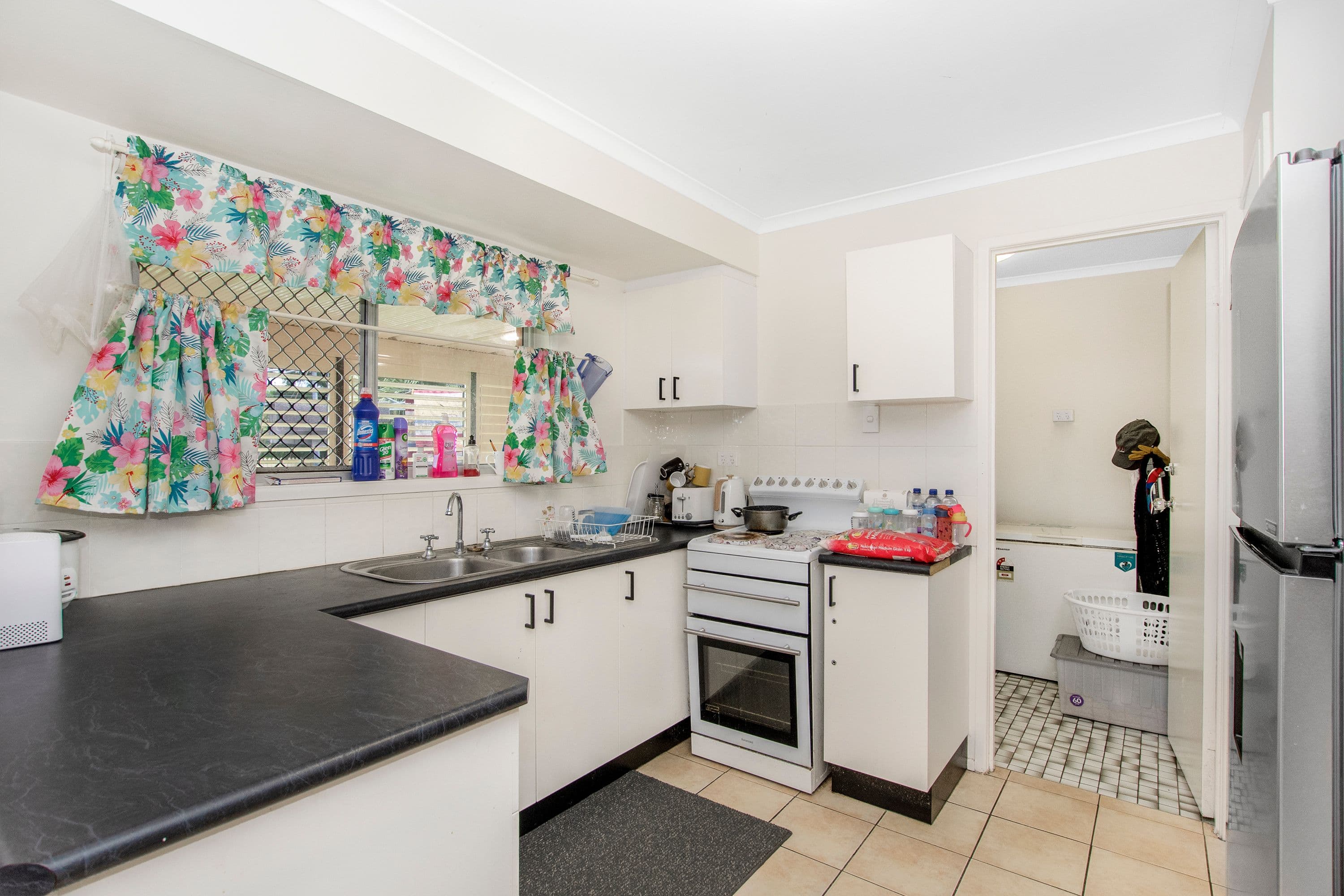 23 Geoffrey Court, Rasmussen QLD 4815, Rasmussen - Thumbnail 4