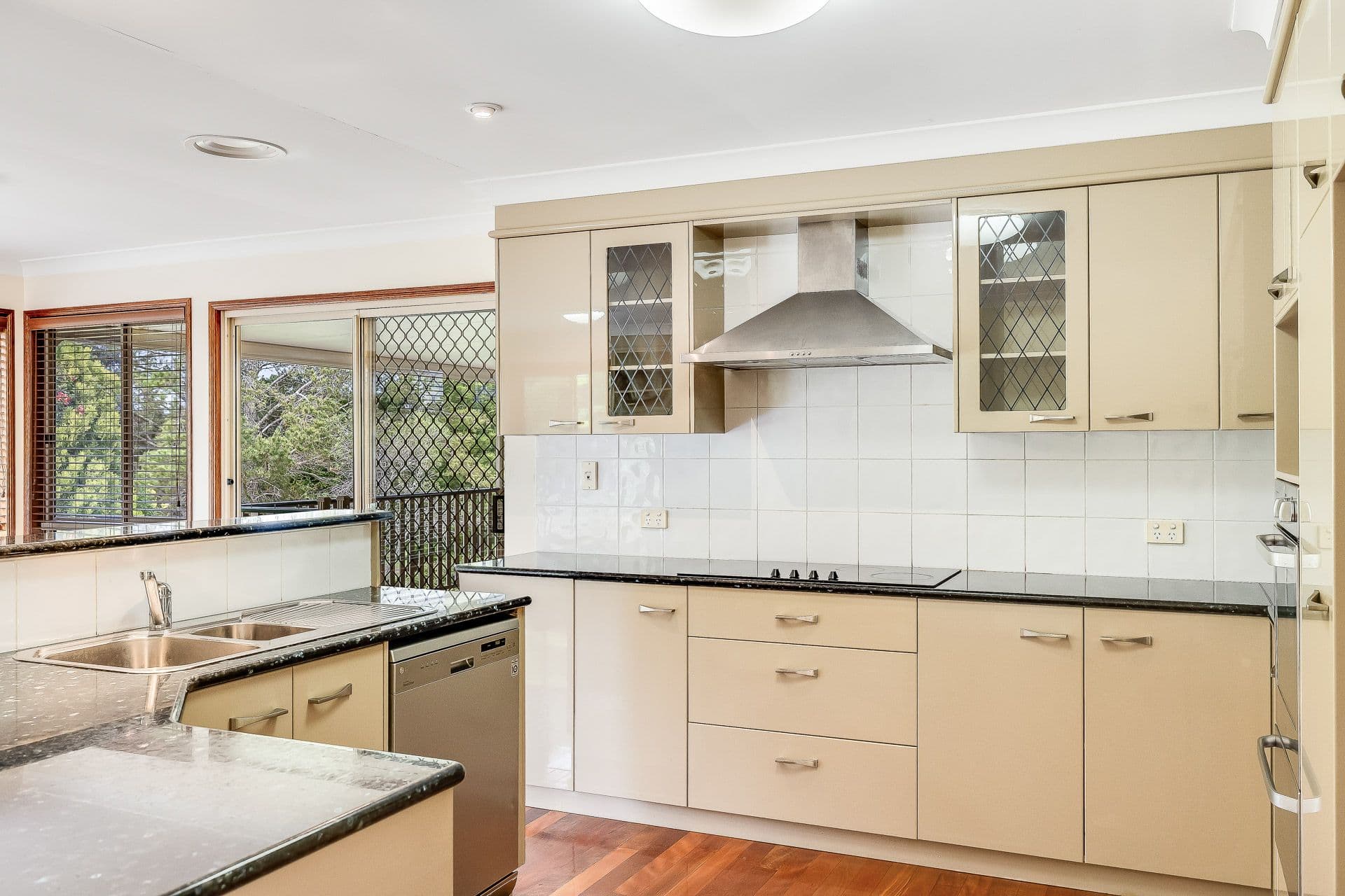1 Strong Street, South Toowoomba QLD 4350, South Toowoomba - Thumbnail 6