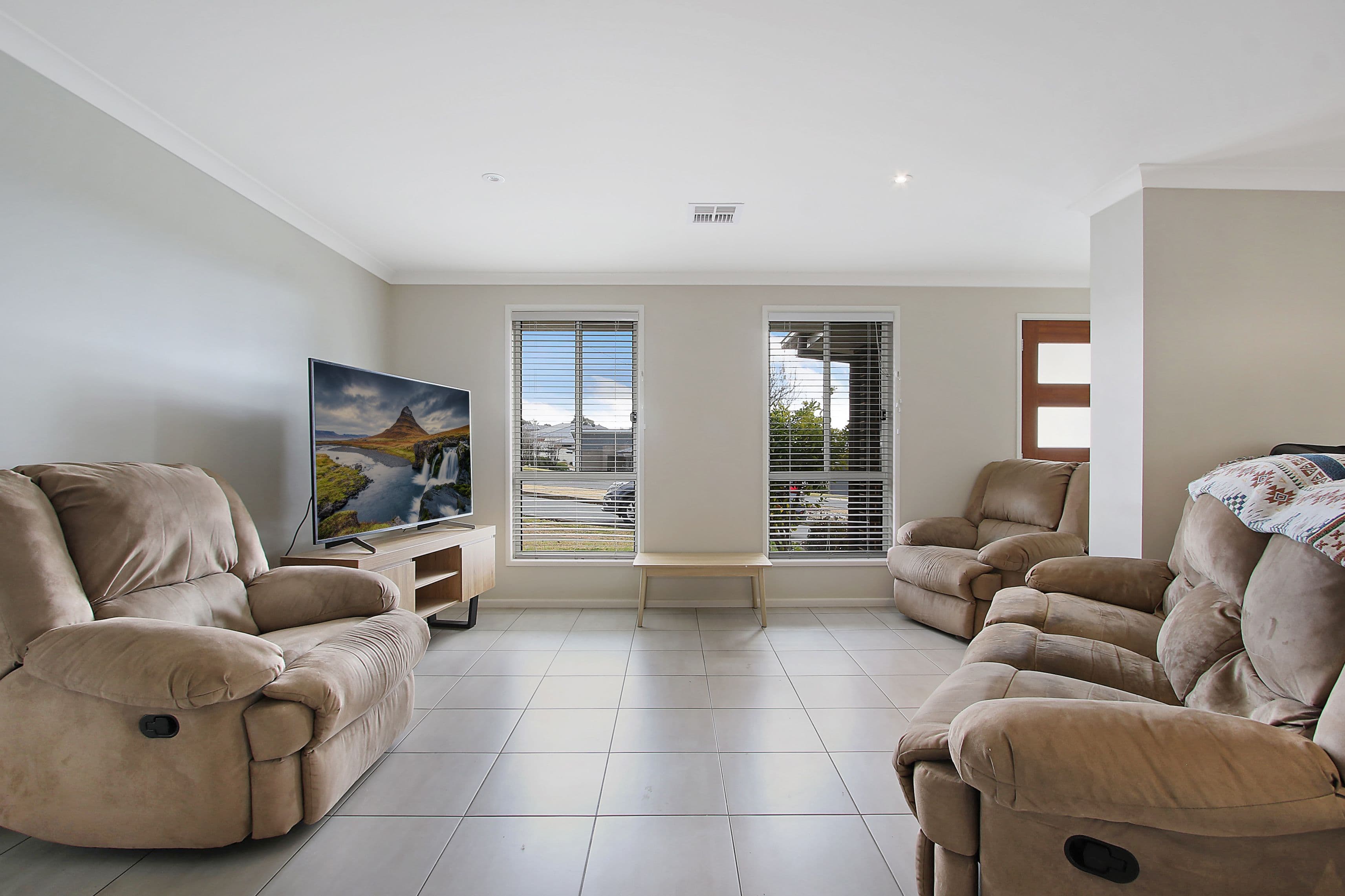 11 Gillman Terrace, West Wodonga VIC 3690, West Wodonga - Thumbnail 3
