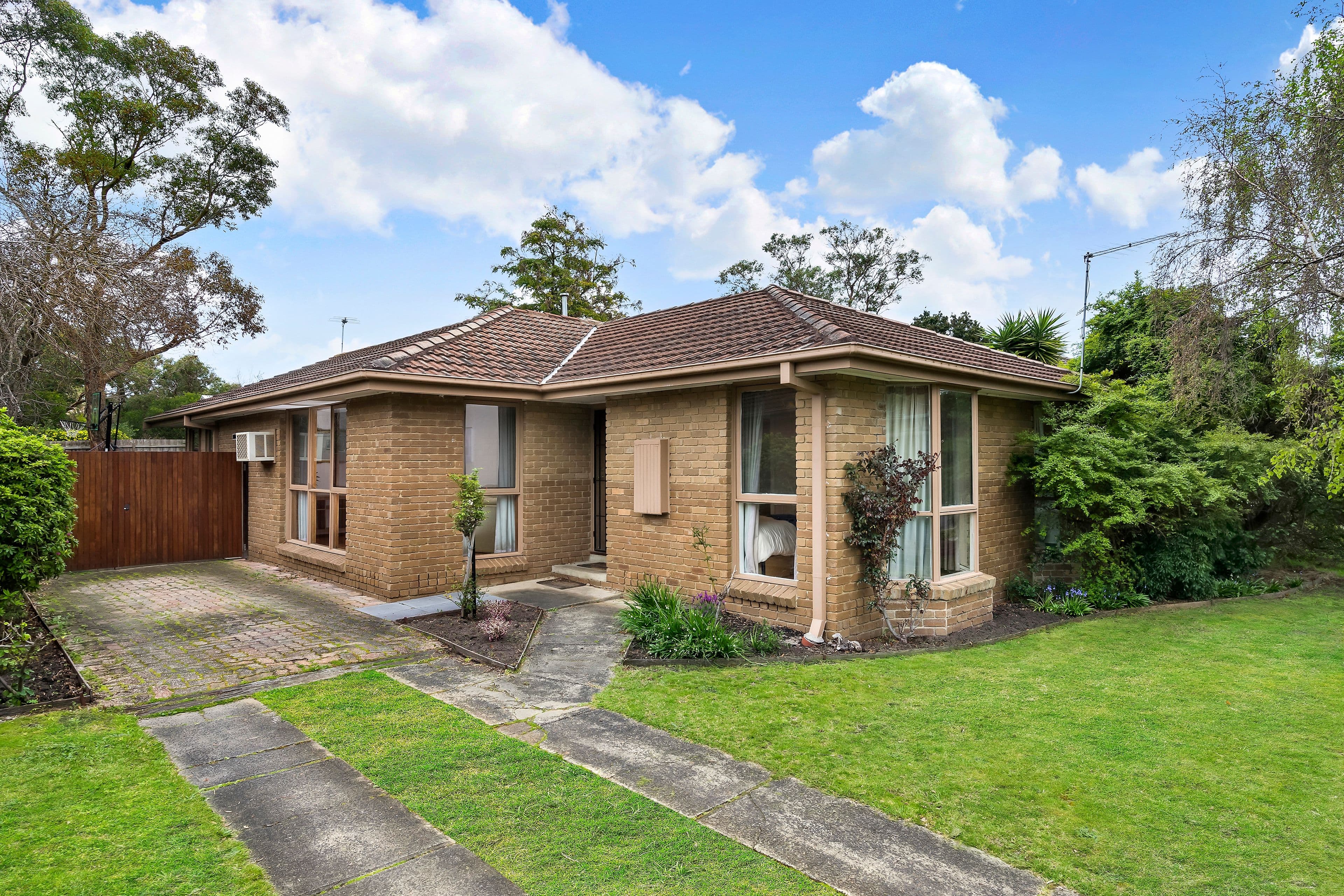 102 Willow Road, Frankston VIC 3199, Frankston - Image 1