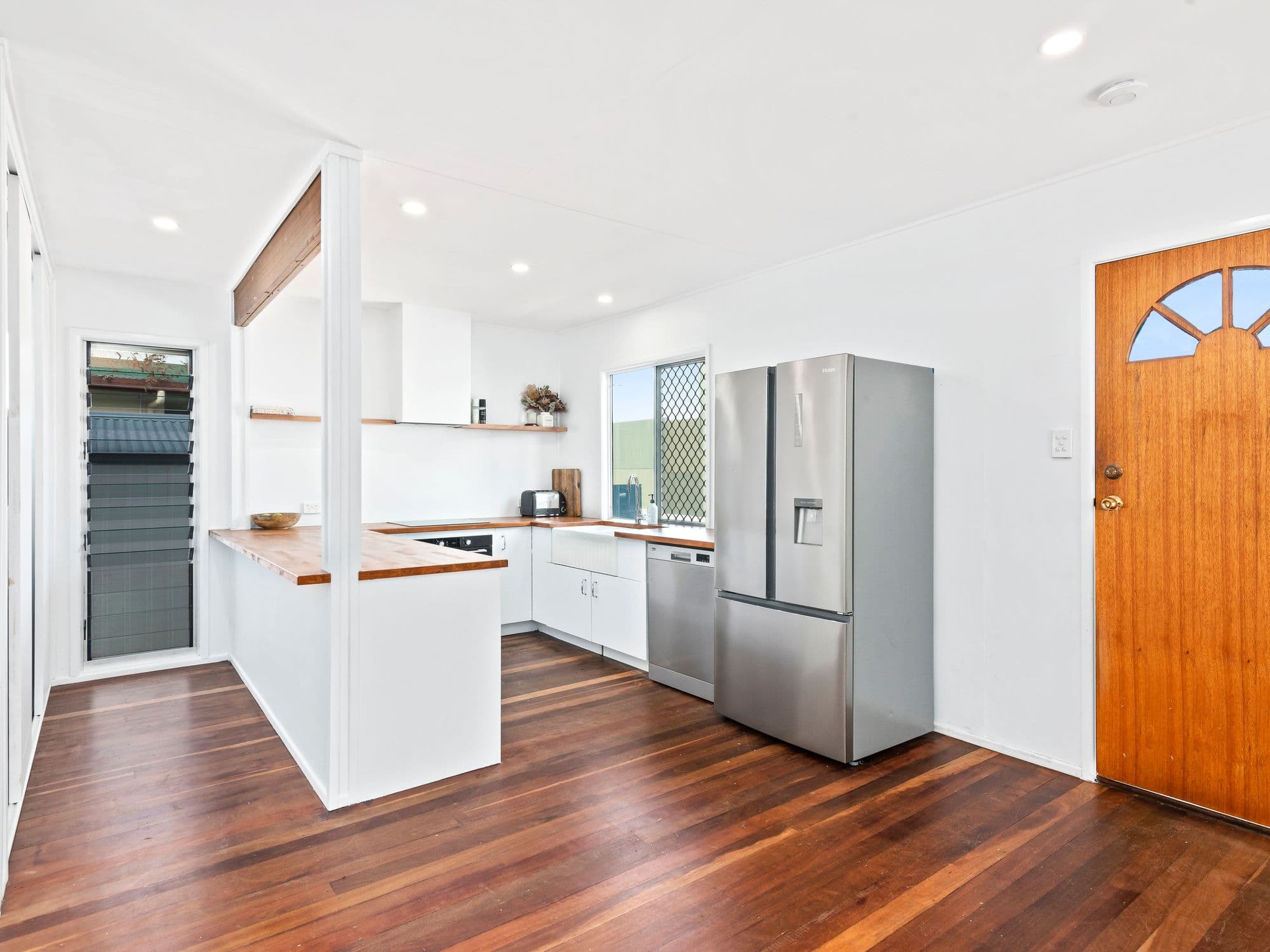 15 Moresby Avenue, Palm Beach QLD 4221, Palm Beach - Thumbnail 7
