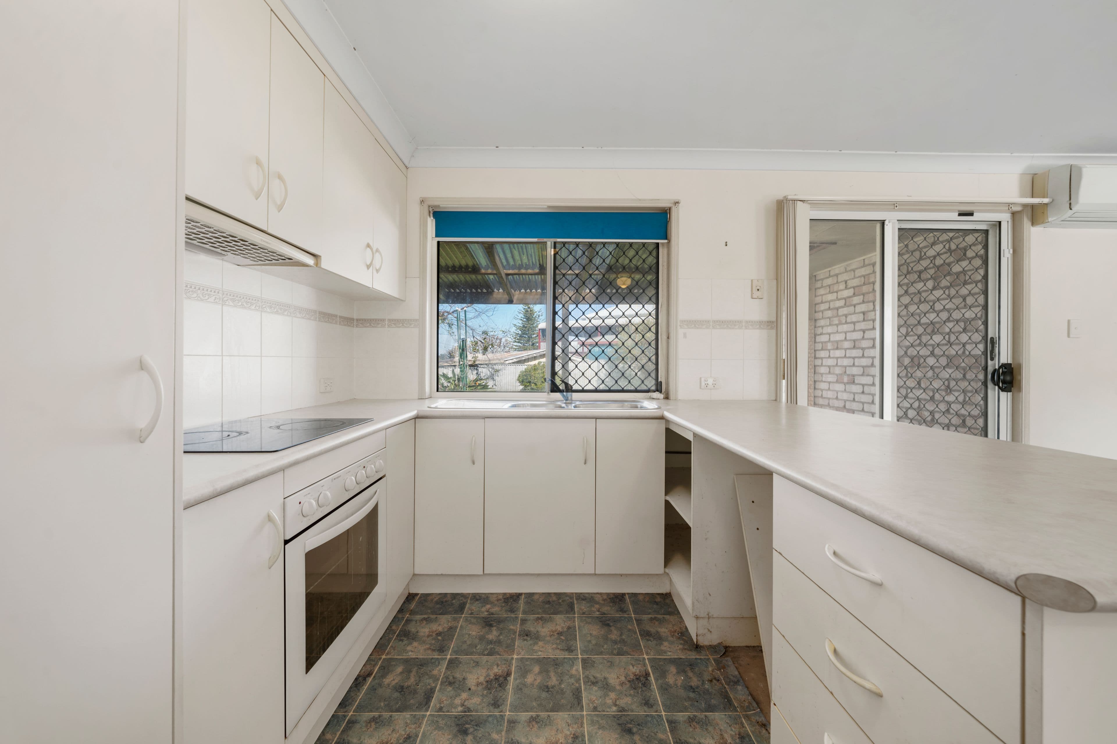 10 Trapp Street, Rockville QLD 4350, Rockville - Thumbnail 4