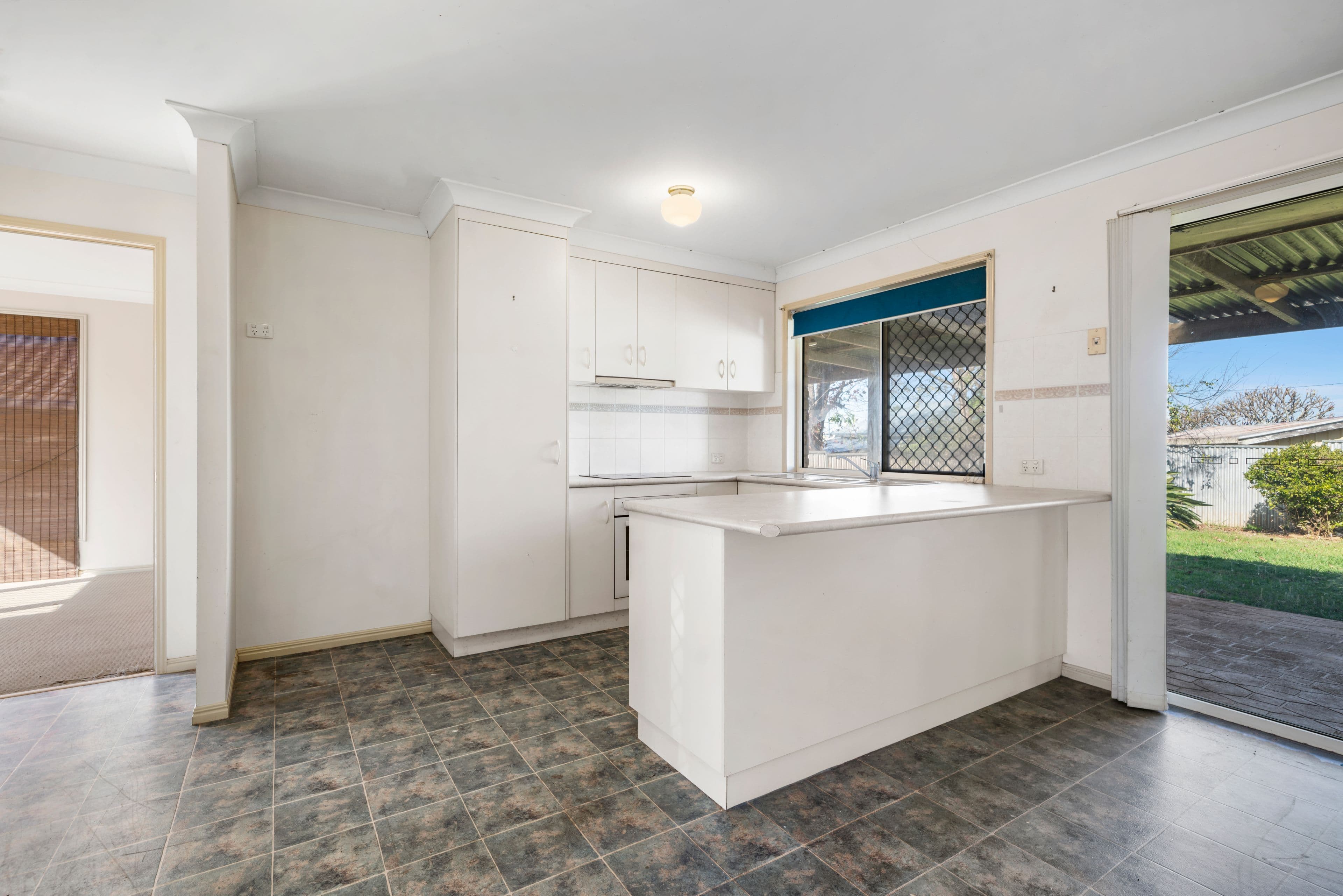 10 Trapp Street, Rockville QLD 4350, Rockville - Thumbnail 6