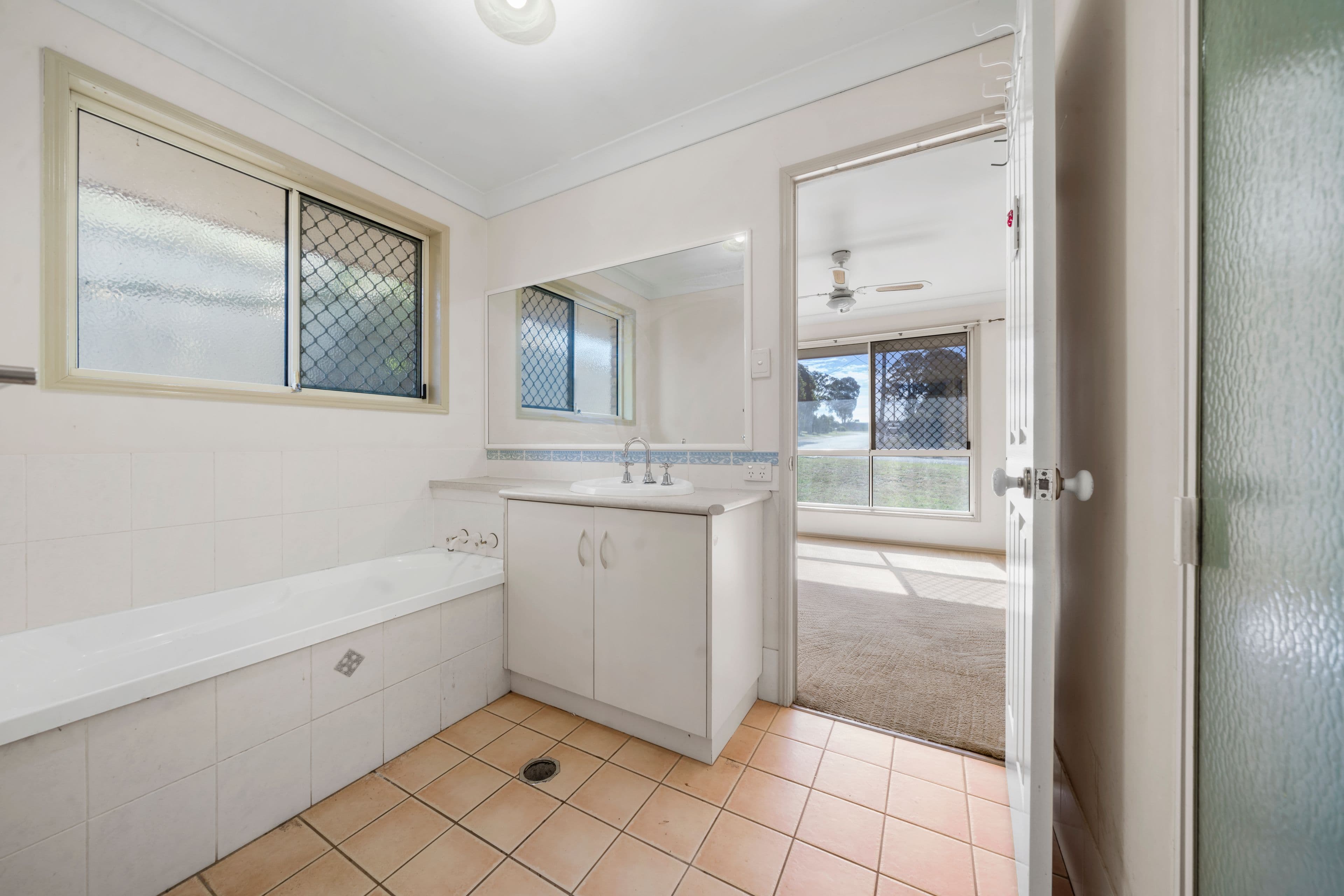 10 Trapp Street, Rockville QLD 4350, Rockville - Thumbnail 8
