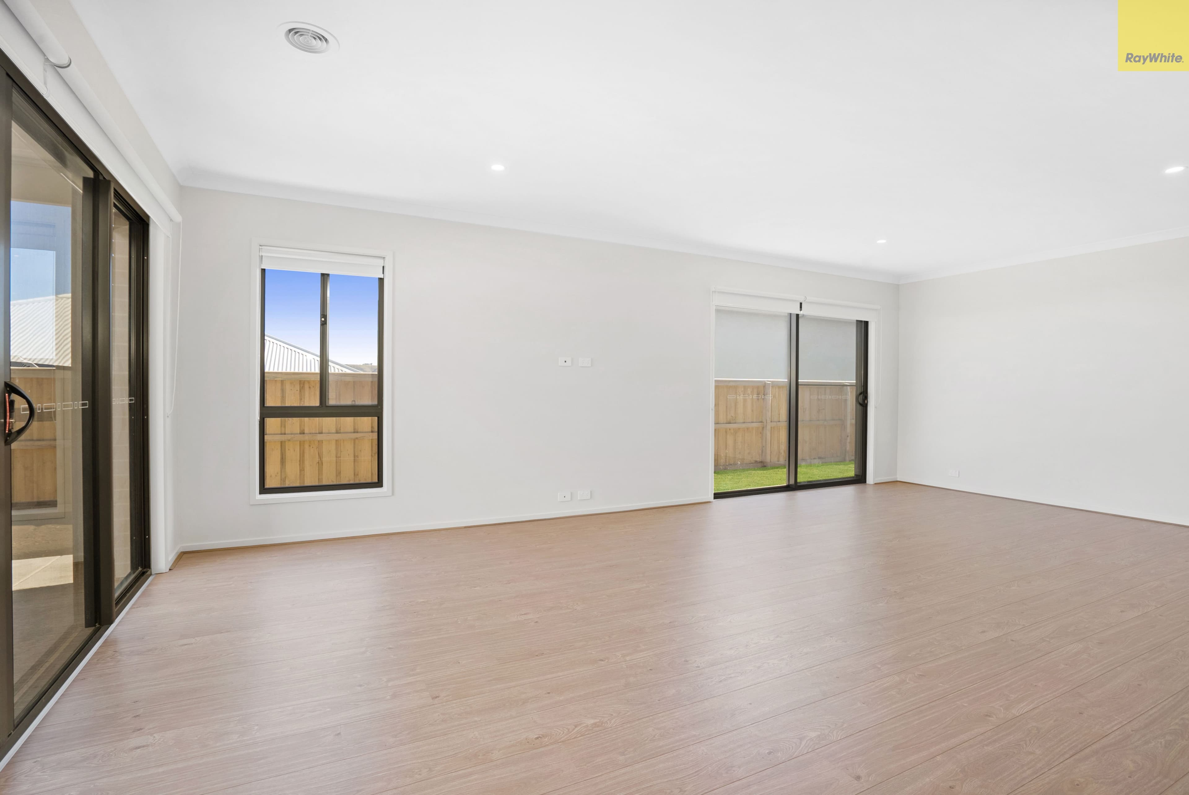 215 Stonehill Drive, Maddingley VIC 3340, Maddingley - Thumbnail 7