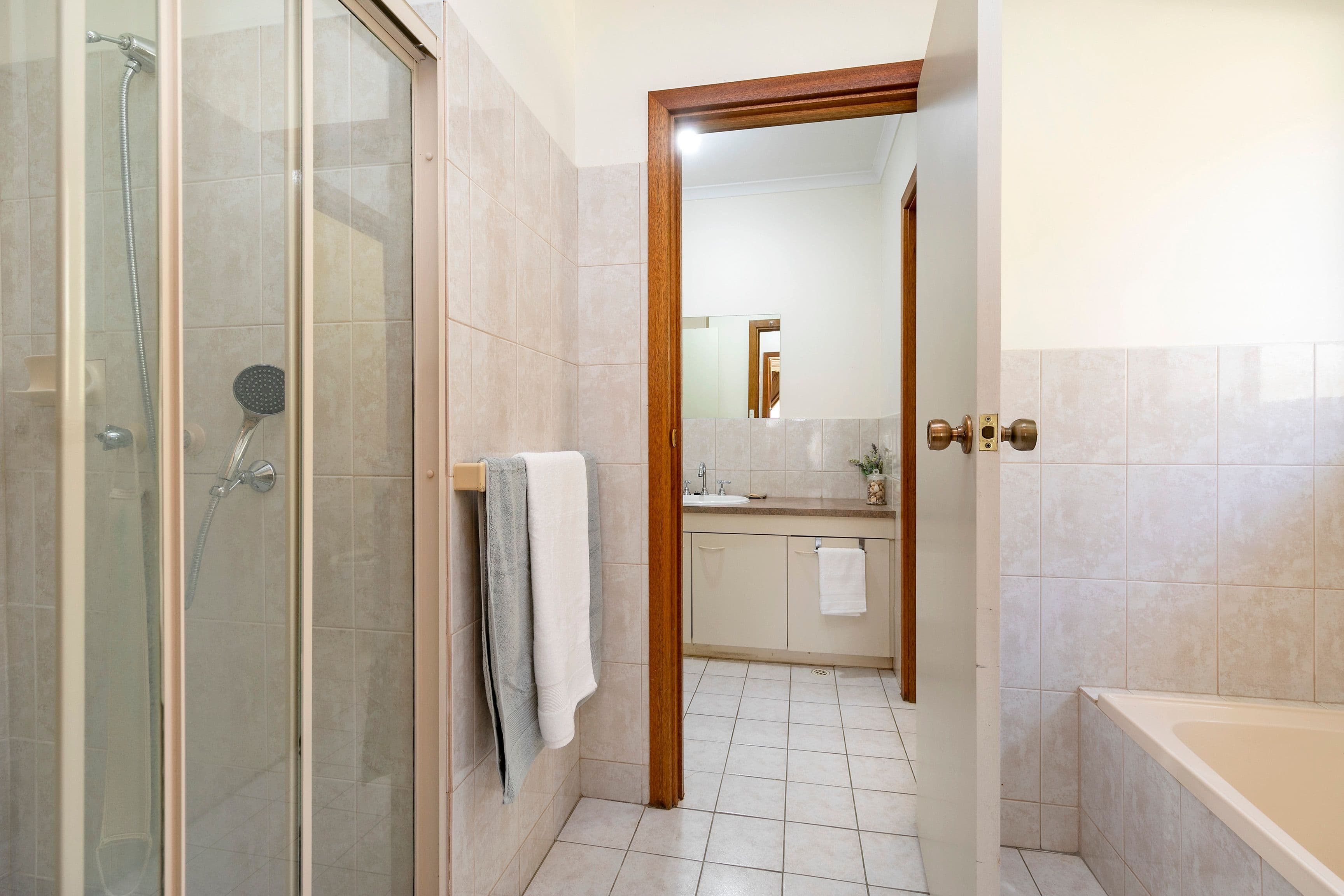19 Ashley Avenue, Ridgehaven SA 5097, Ridgehaven - Thumbnail 3