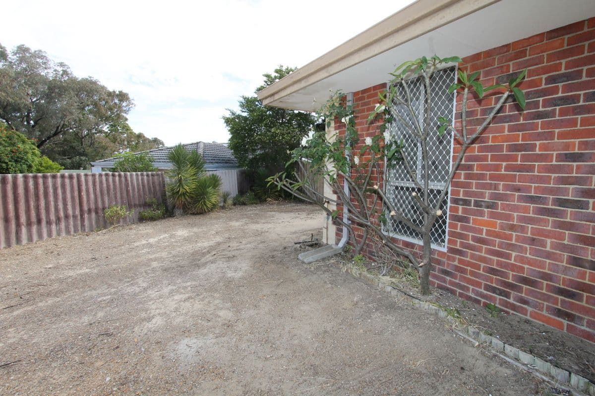 19 Moorhead Way, Koondoola WA 6064, Koondoola - Thumbnail 3