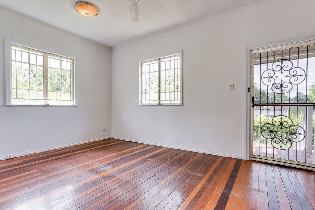 98 Manburgh Terrace, Darra QLD 4076, Darra - Thumbnail 4