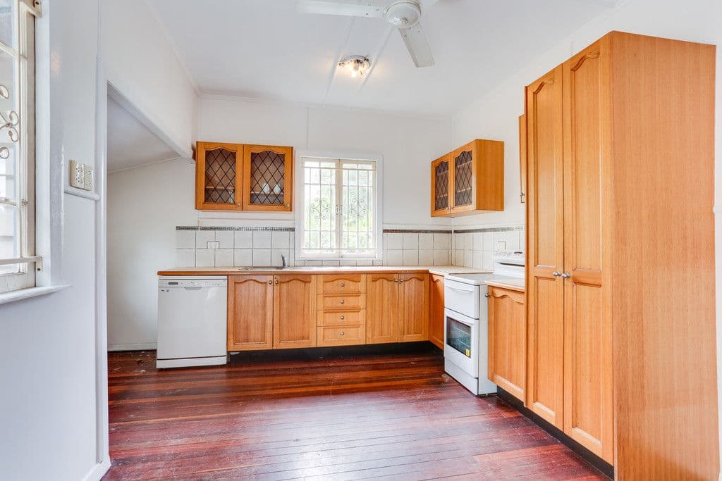 98 Manburgh Terrace, Darra QLD 4076, Darra - Thumbnail 5