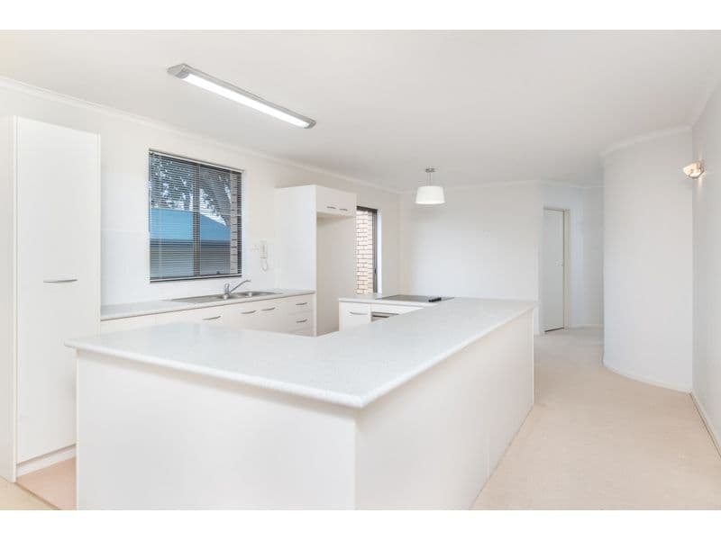 26 Simpsons Road, BARDON QLD 4065, Bardon - Thumbnail 3