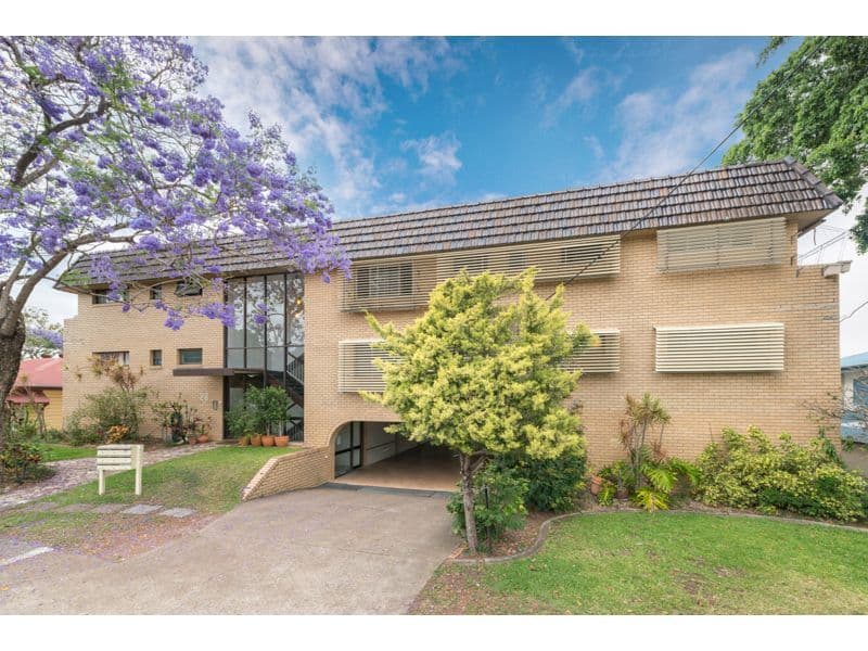 26 Simpsons Road, BARDON QLD 4065, Bardon - Thumbnail 8