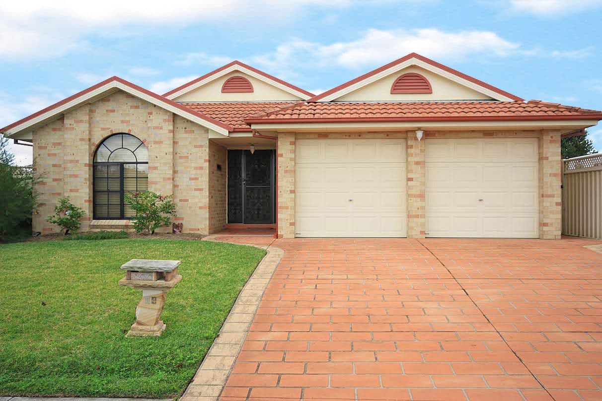14 Englorie Park Drive, GLEN ALPINE NSW 2560, Glen Alpine - Image 1