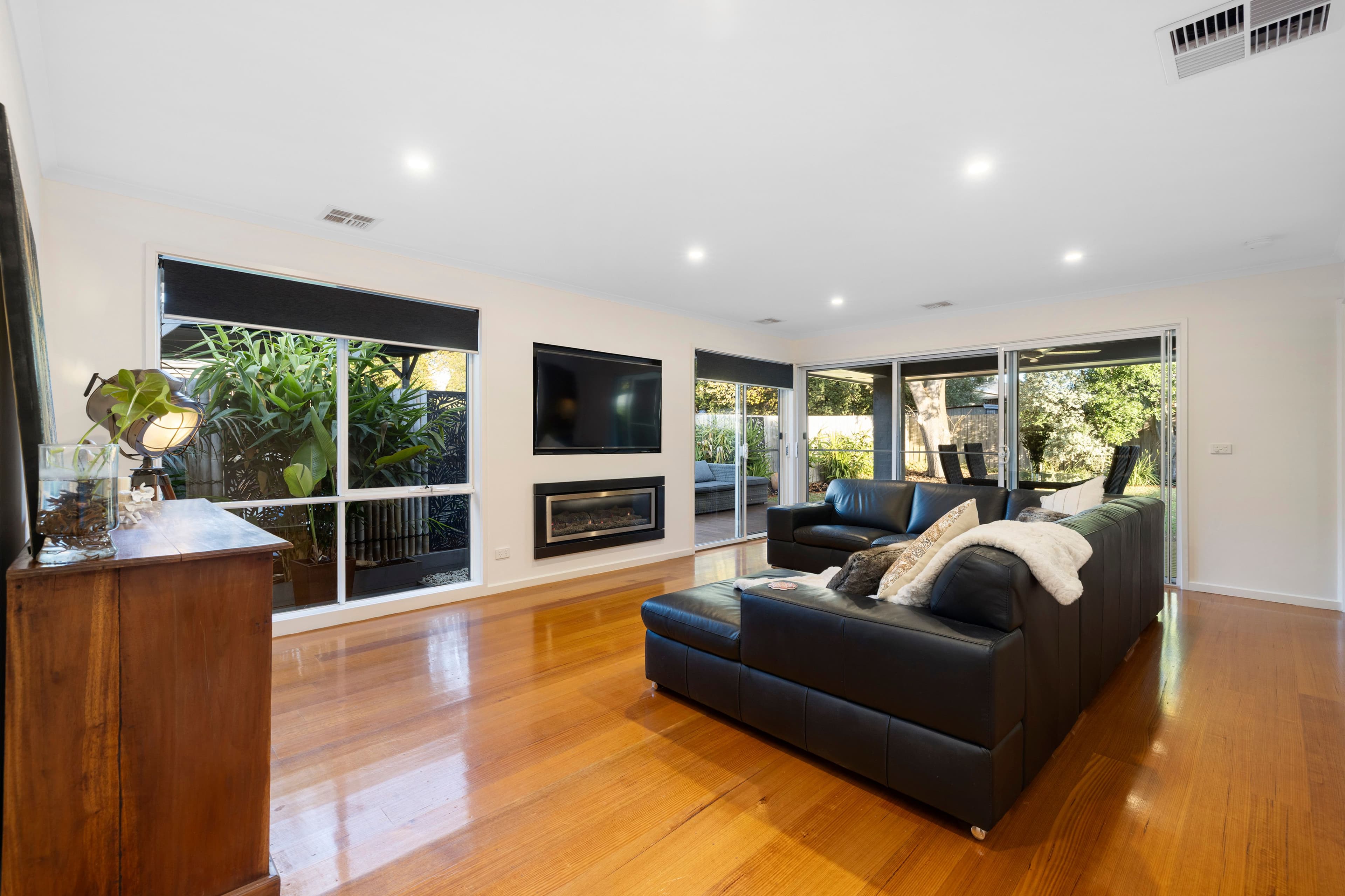 12 Dudley Avenue, Wantirna VIC 3152, Wantirna - Thumbnail 3