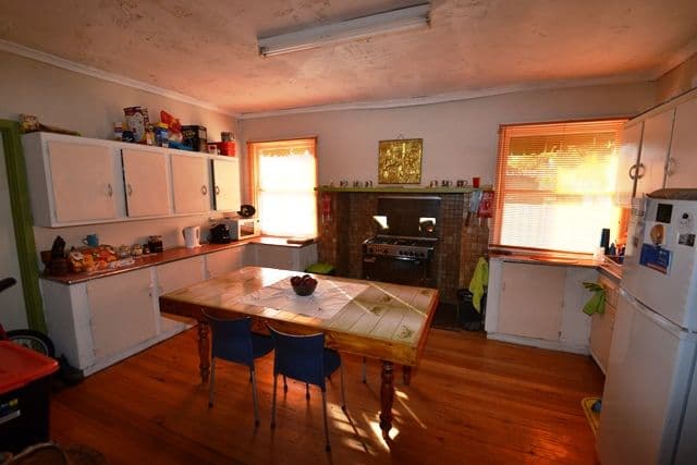 25 Loco Street, Seymour VIC 3660, Seymour - Thumbnail 2