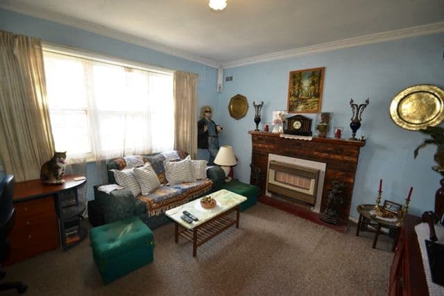 25 Loco Street, Seymour VIC 3660, Seymour - Thumbnail 3