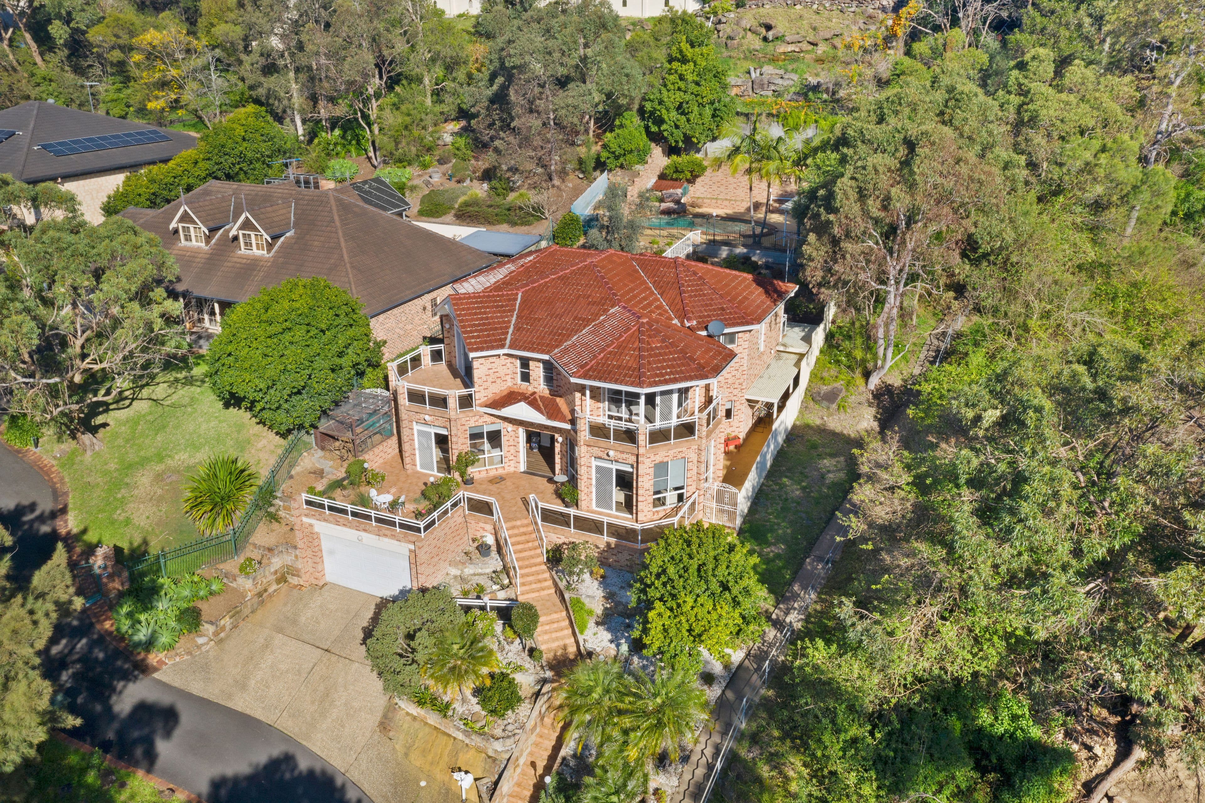 9 Amede Place, Illawong NSW 2234, Illawong - Image 1