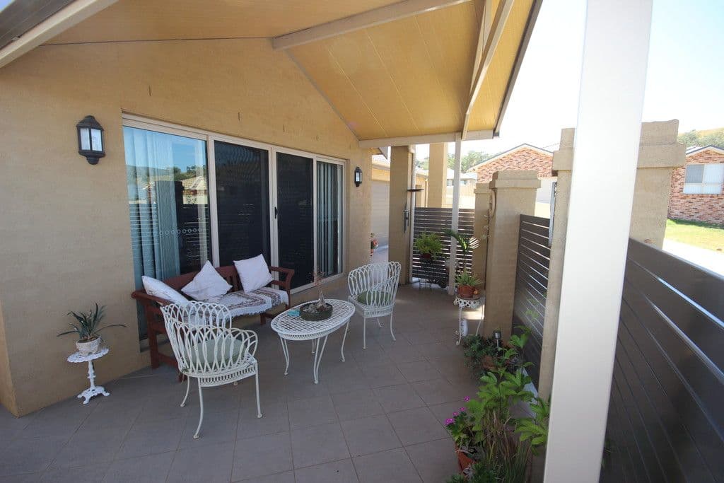 1 Warrabah Close, Tamworth NSW 2340, Tamworth - Thumbnail 2