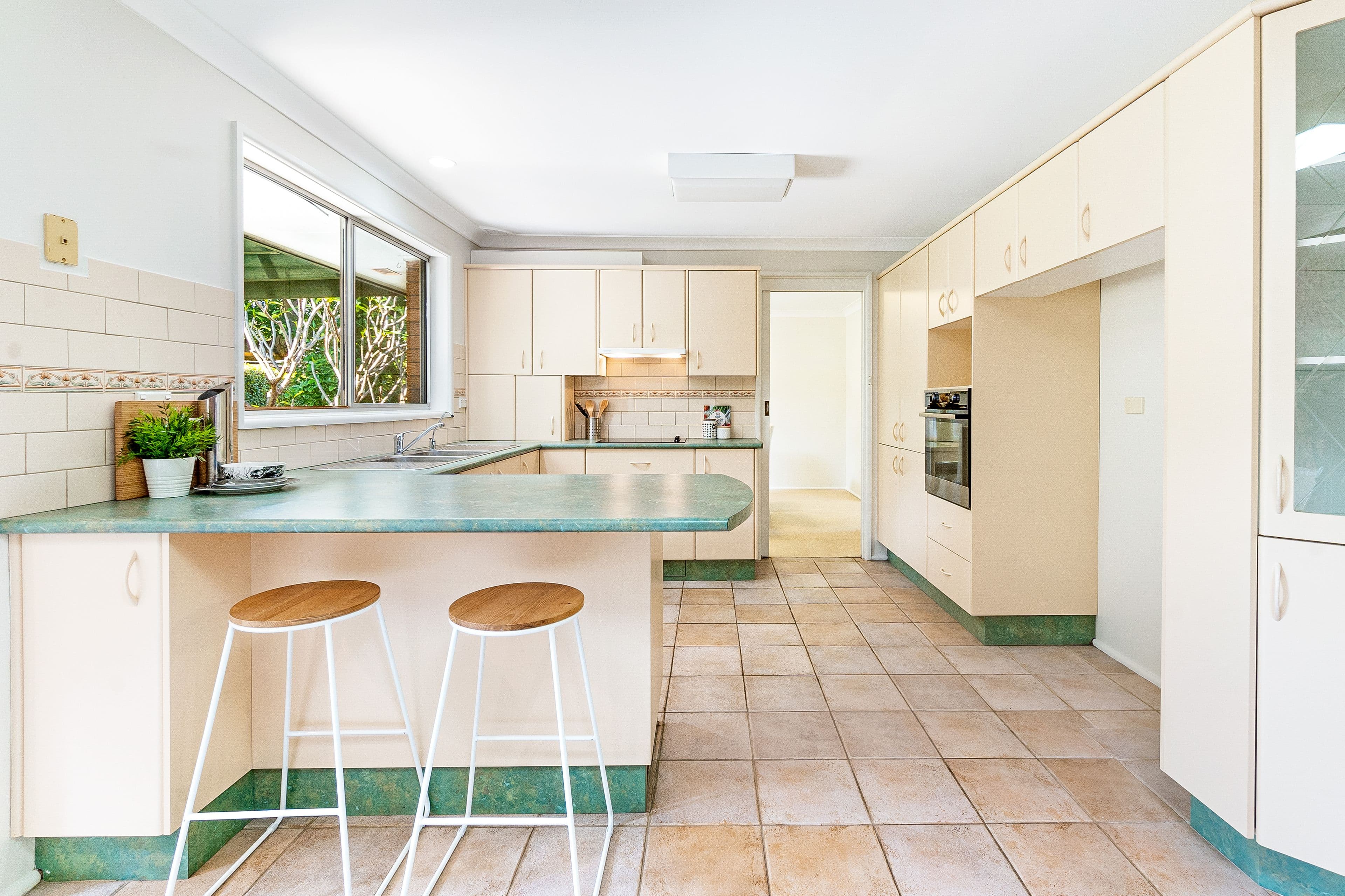 4 Hakea Place, Baulkham Hills - Thumbnail 2