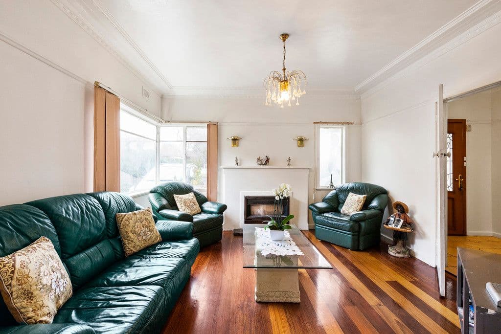 5 Poinsettia Street, Flinders View QLD 4305, Flinders View - Thumbnail 2