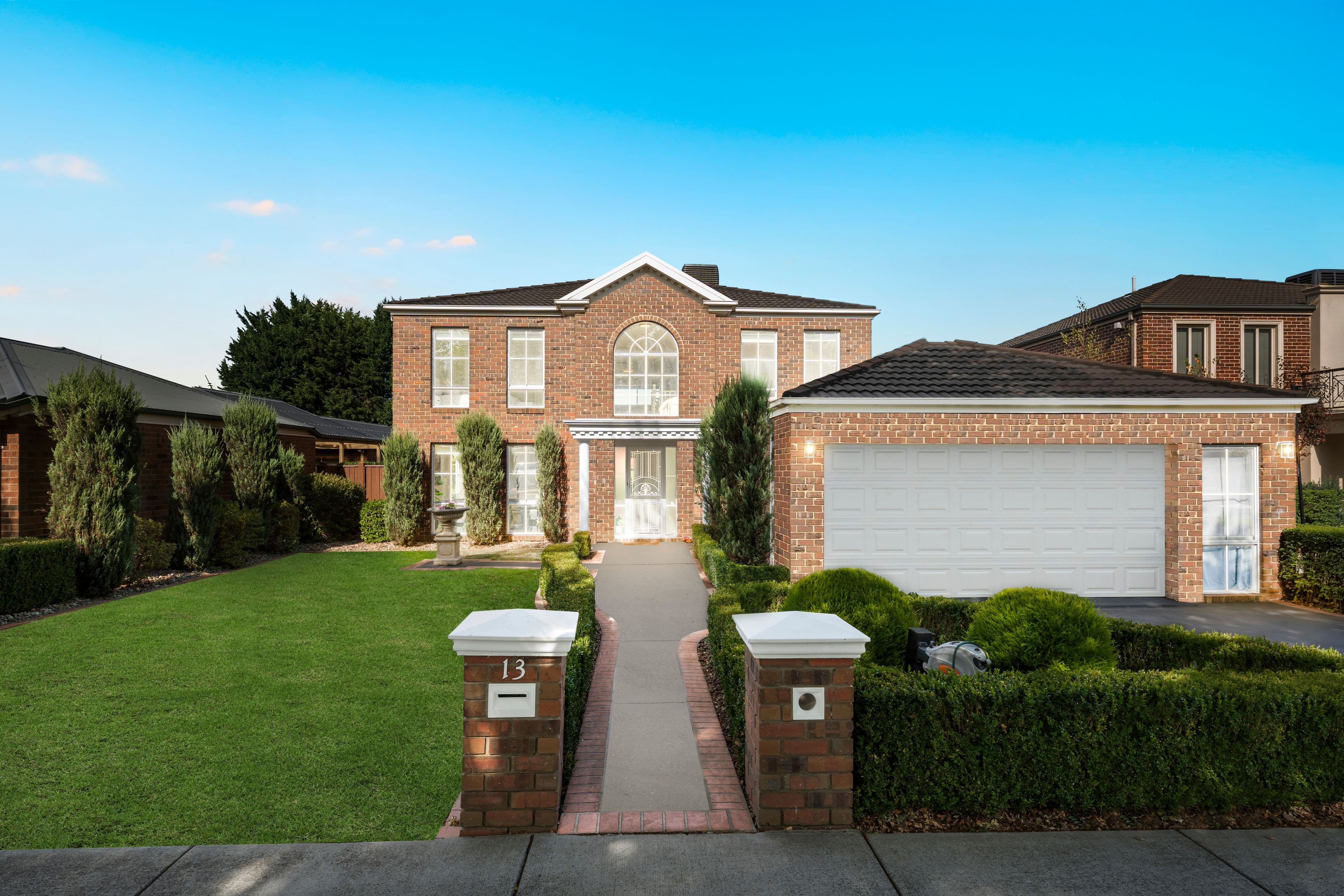 13 Lexington Close, Rowville VIC 3178, Rowville - Thumbnail 2