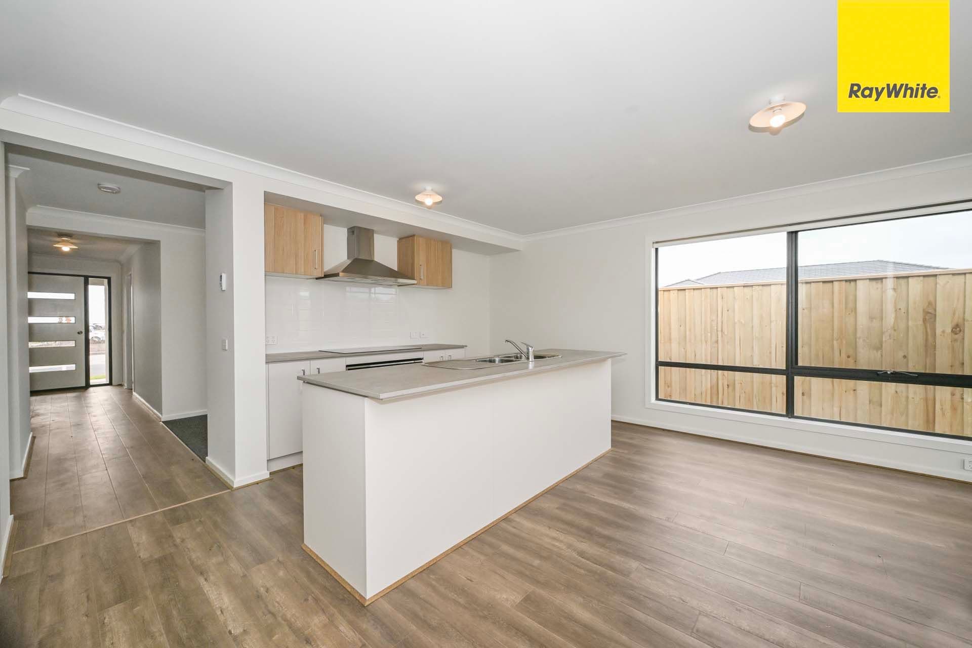 10 Bristlecone Street, Sunbury VIC 3429, Sunbury - Thumbnail 3