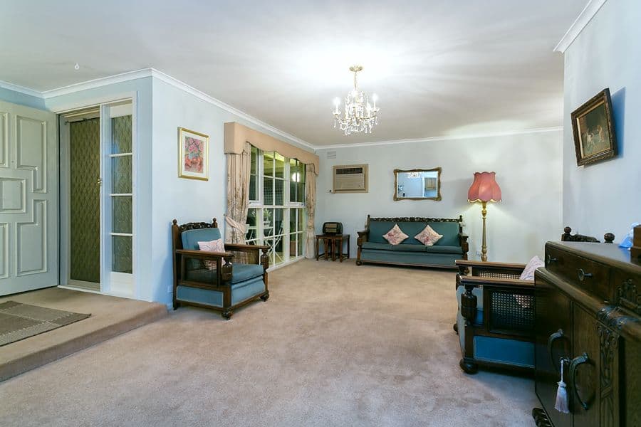 4 Sutherland Avenue, MELTON SOUTH VIC 3338, Melton South - Thumbnail 8