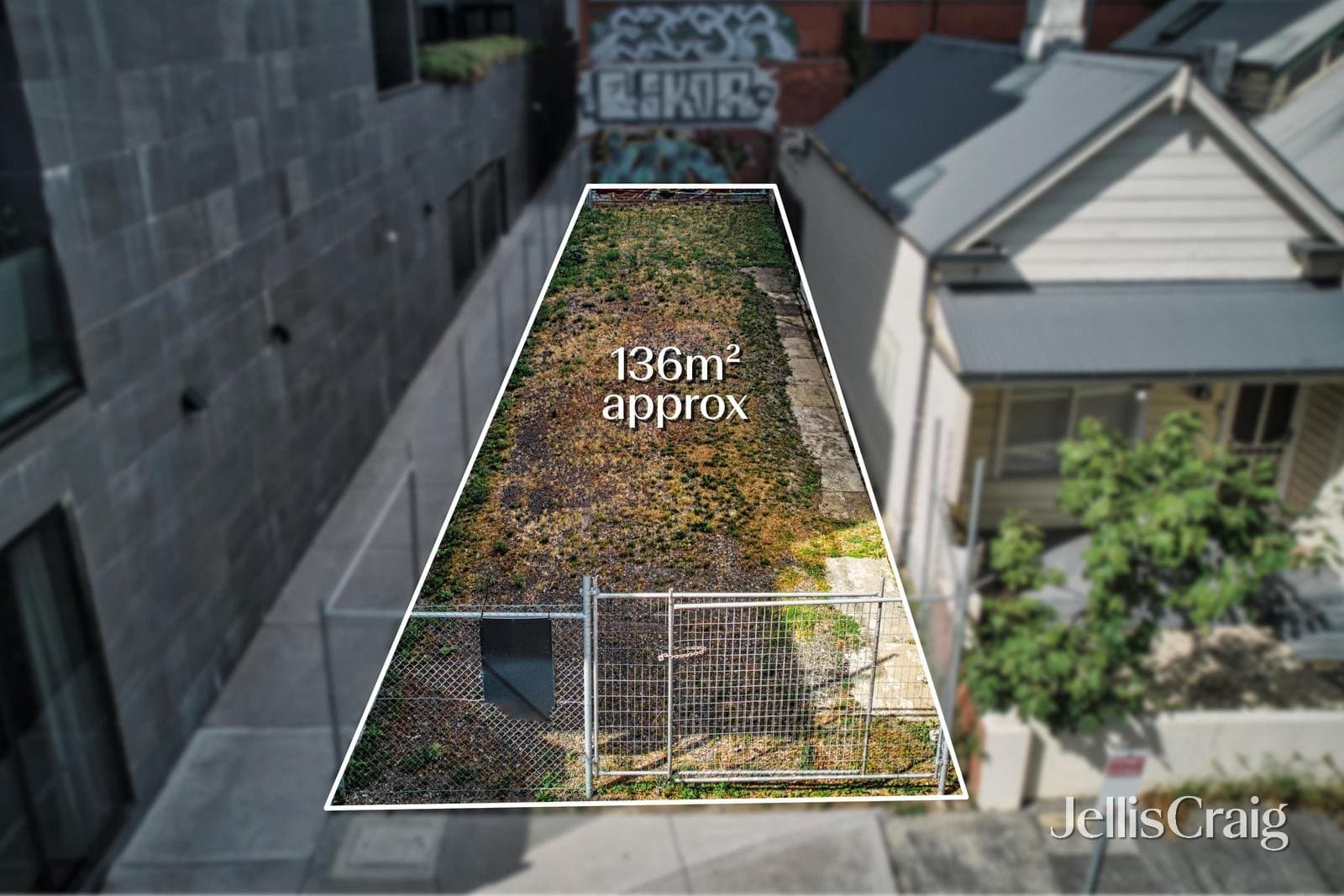 8 Lilydale Grove, Hawthorn East
    
    
      
        136 m2, Hawthorn East - Thumbnail 2