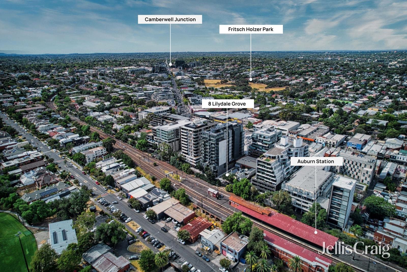 8 Lilydale Grove, Hawthorn East
    
    
      
        136 m2, Hawthorn East - Thumbnail 6
