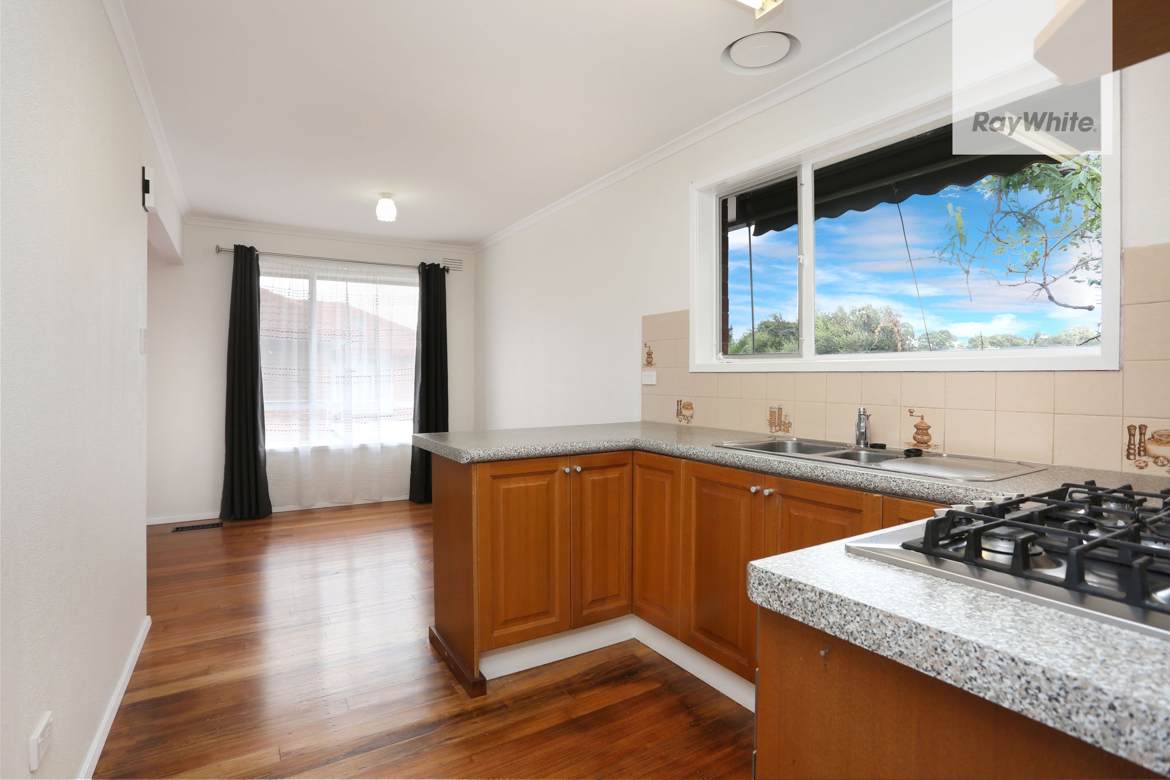 5 Rhonda Street, Avondale Heights VIC 3034, Avondale Heights - Thumbnail 5