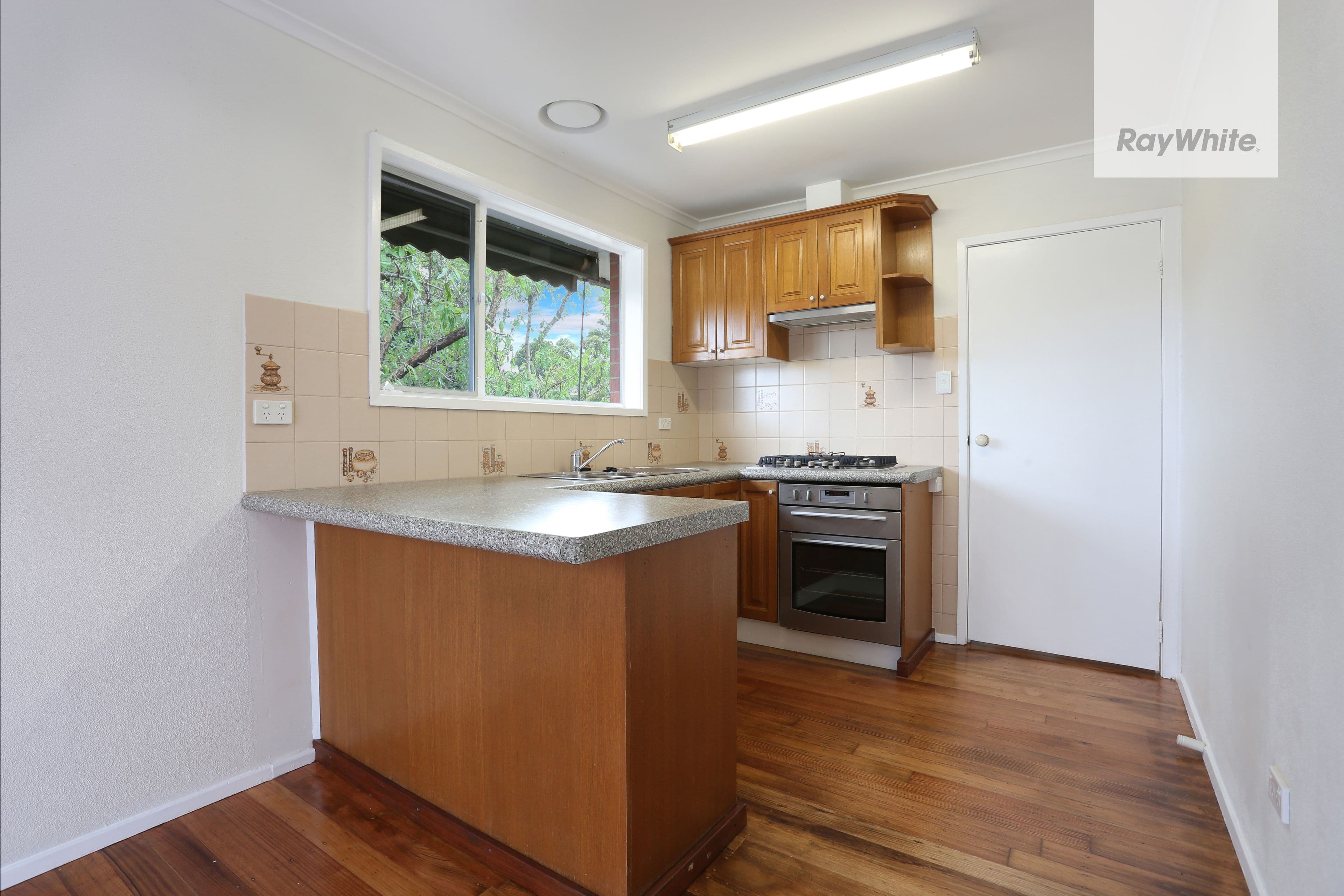 5 Rhonda Street, Avondale Heights VIC 3034, Avondale Heights - Thumbnail 6