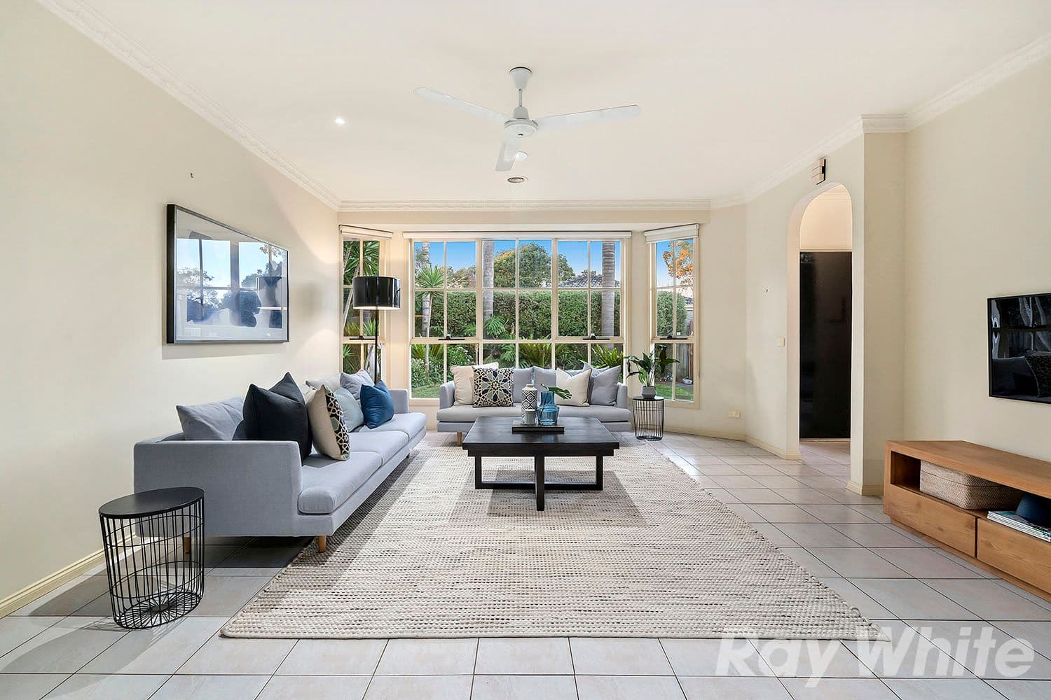 12 Yulin Avenue, Cooma, Cooma - Thumbnail 2