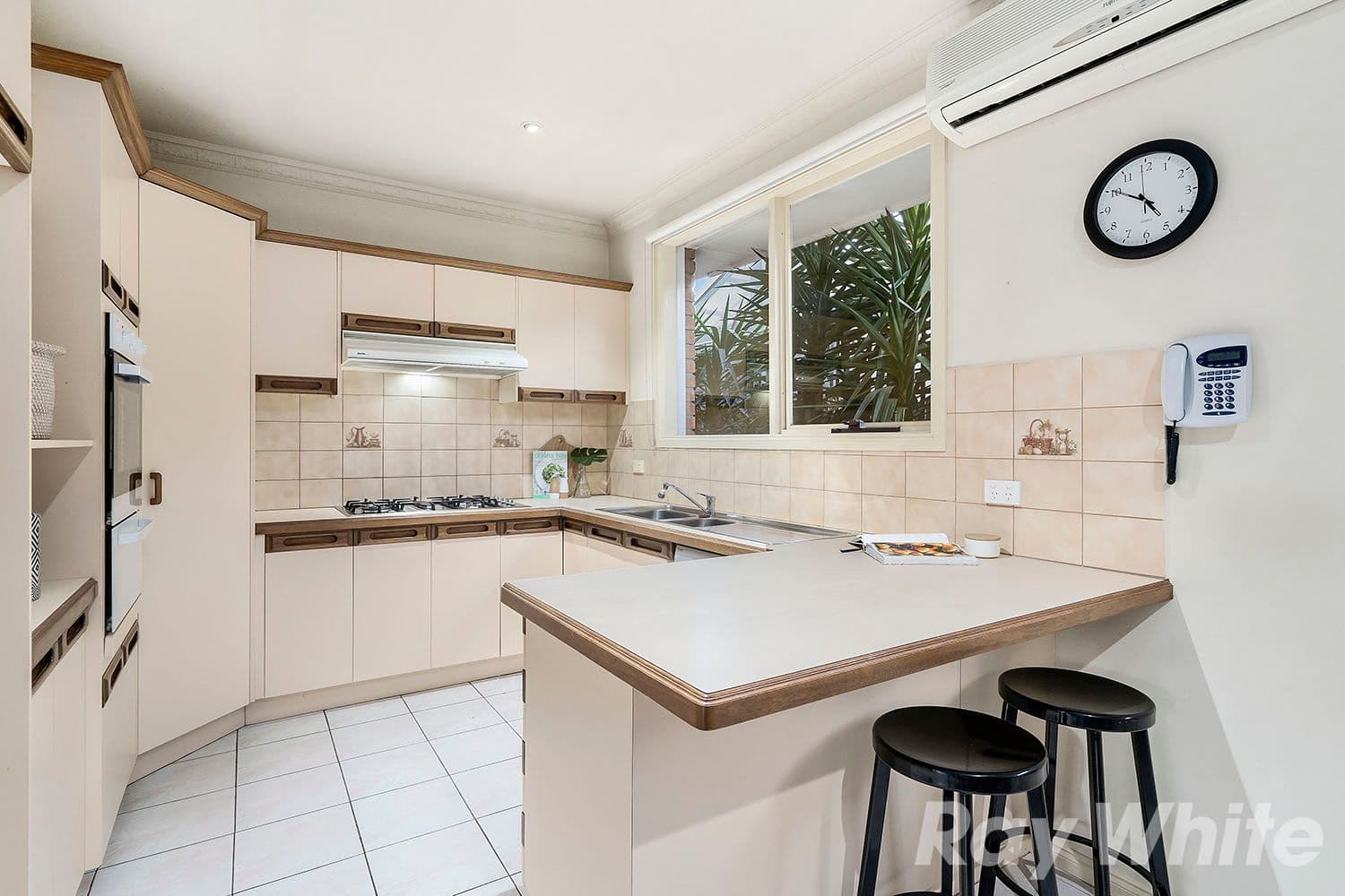 12 Yulin Avenue, Cooma, Cooma - Thumbnail 6