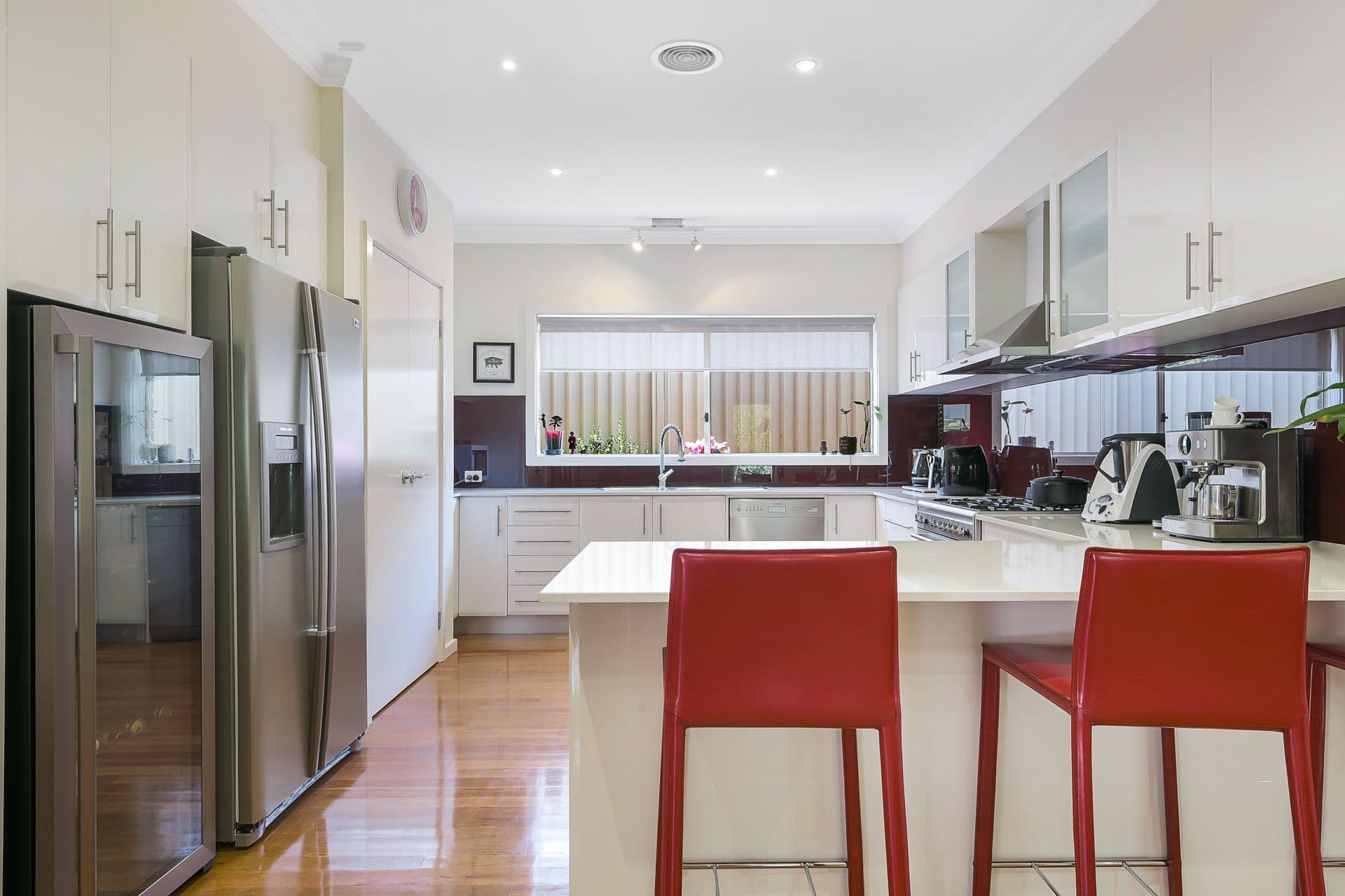 90 Fairholme Boulevard, Berwick VIC 3806, Berwick - Thumbnail 2
