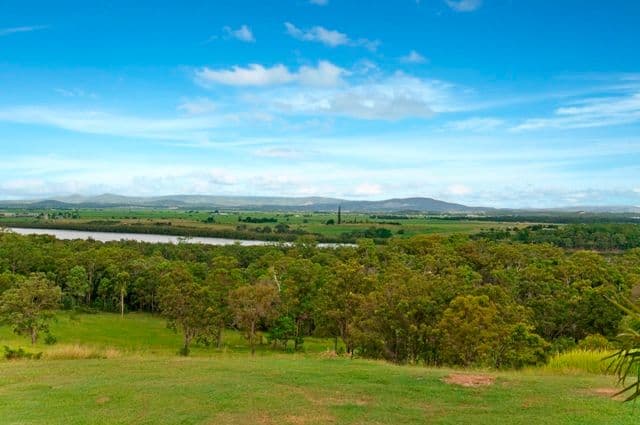 207 Rocky Passage Road,, REDLAND BAY QLD 4165, Redland Bay - Thumbnail 2
