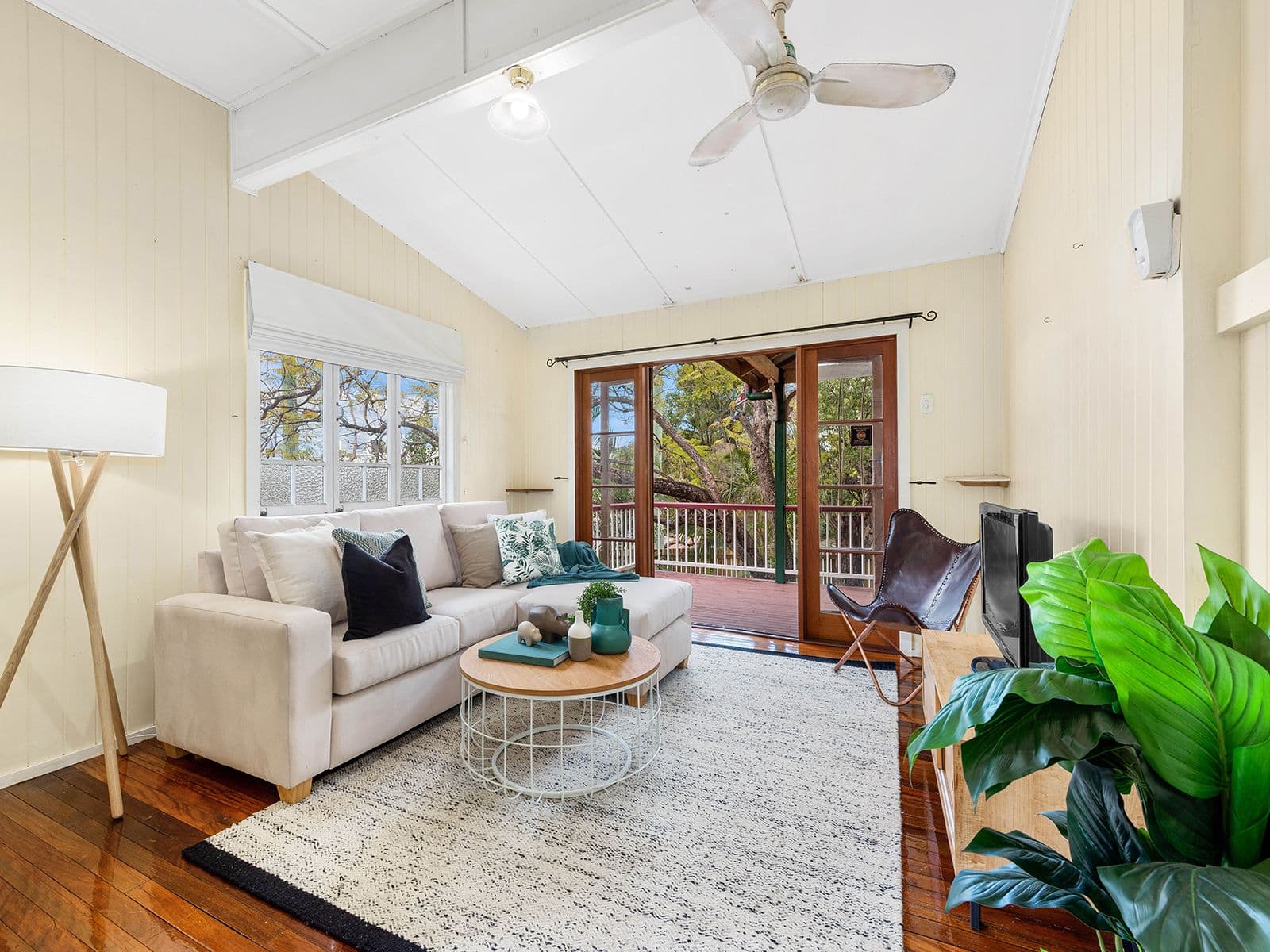 151 Graceville Avenue, Graceville QLD 4075, Graceville - Thumbnail 2