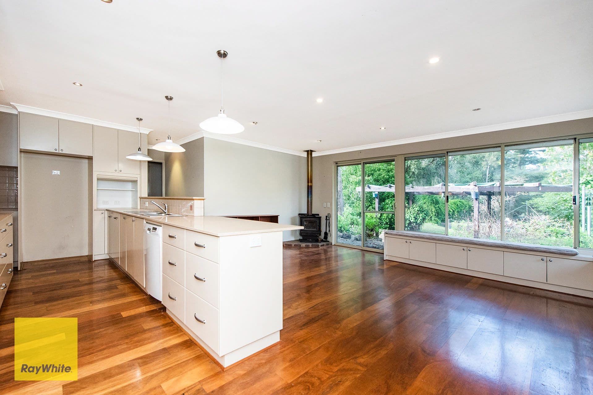 2 Rose Court, Lesmurdie WA 6076, Lesmurdie - Thumbnail 2