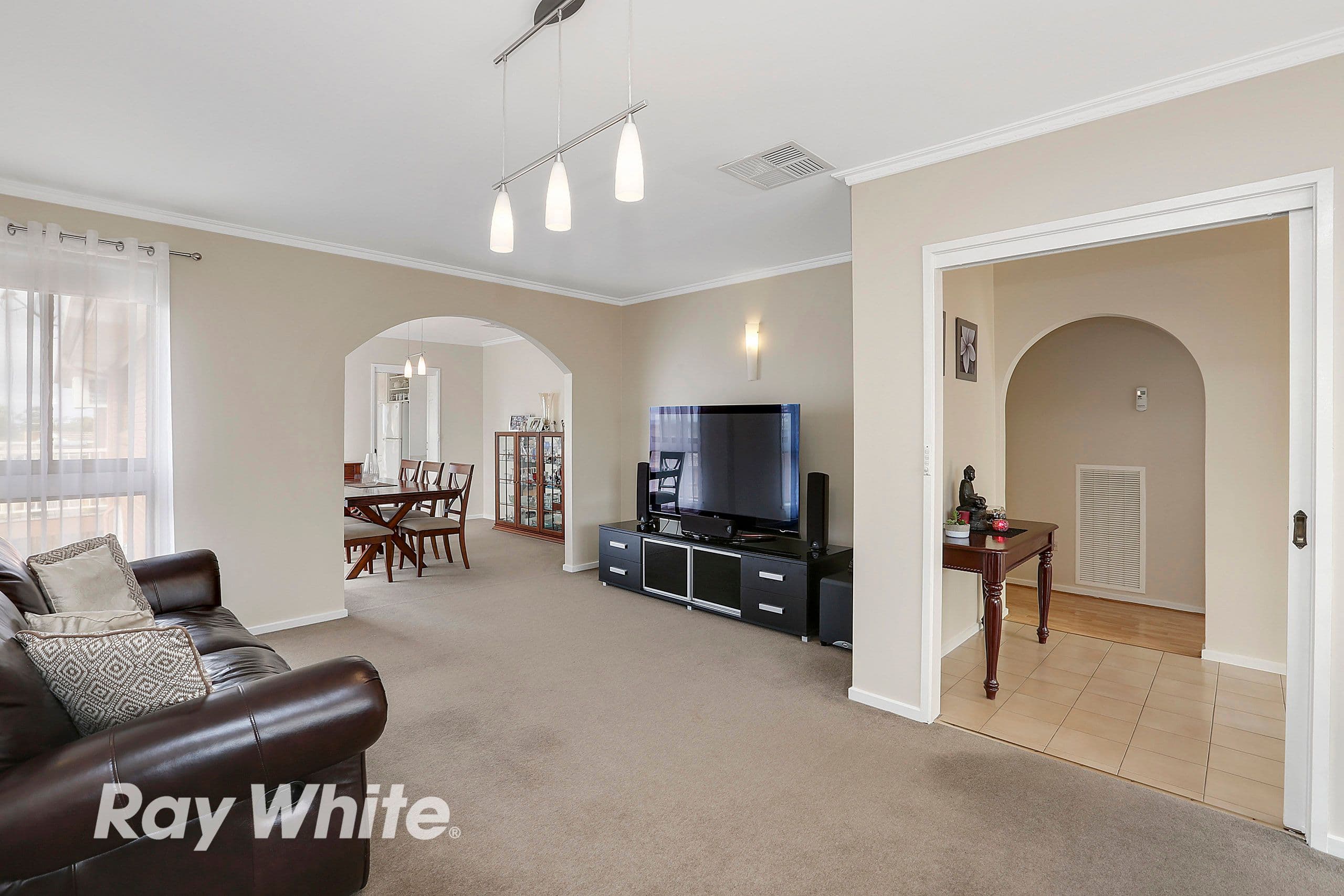 7 Royal Crescent, Hamlyn Heights VIC 3215, Hamlyn Heights - Thumbnail 2