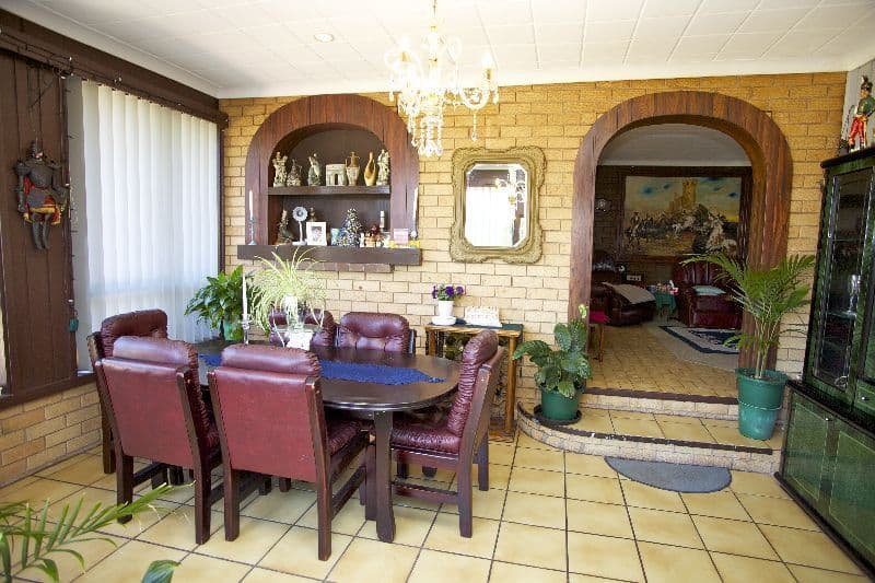 6 Roberts Avenue, BARRACK HEIGHTS NSW 2528, Barrack Heights - Thumbnail 2