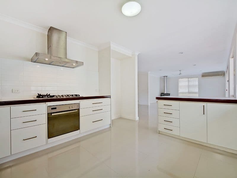 36 Admiralty Crescent, HALLS HEAD WA 6210, Halls Head - Thumbnail 4