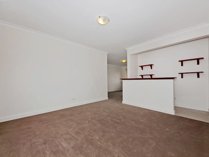 36 Admiralty Crescent, HALLS HEAD WA 6210, Halls Head - Thumbnail 8