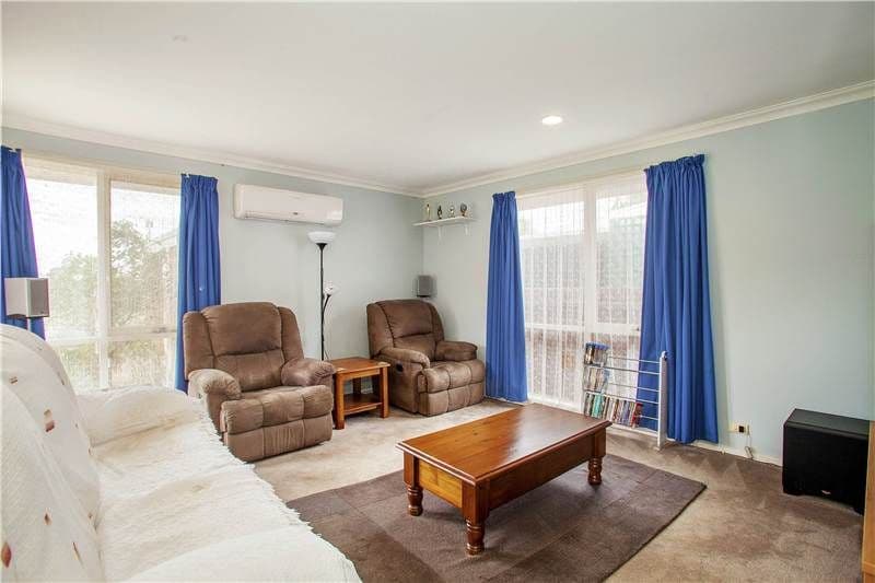 39 Cameron Crescent, LARA VIC 3212, Lara - Thumbnail 2