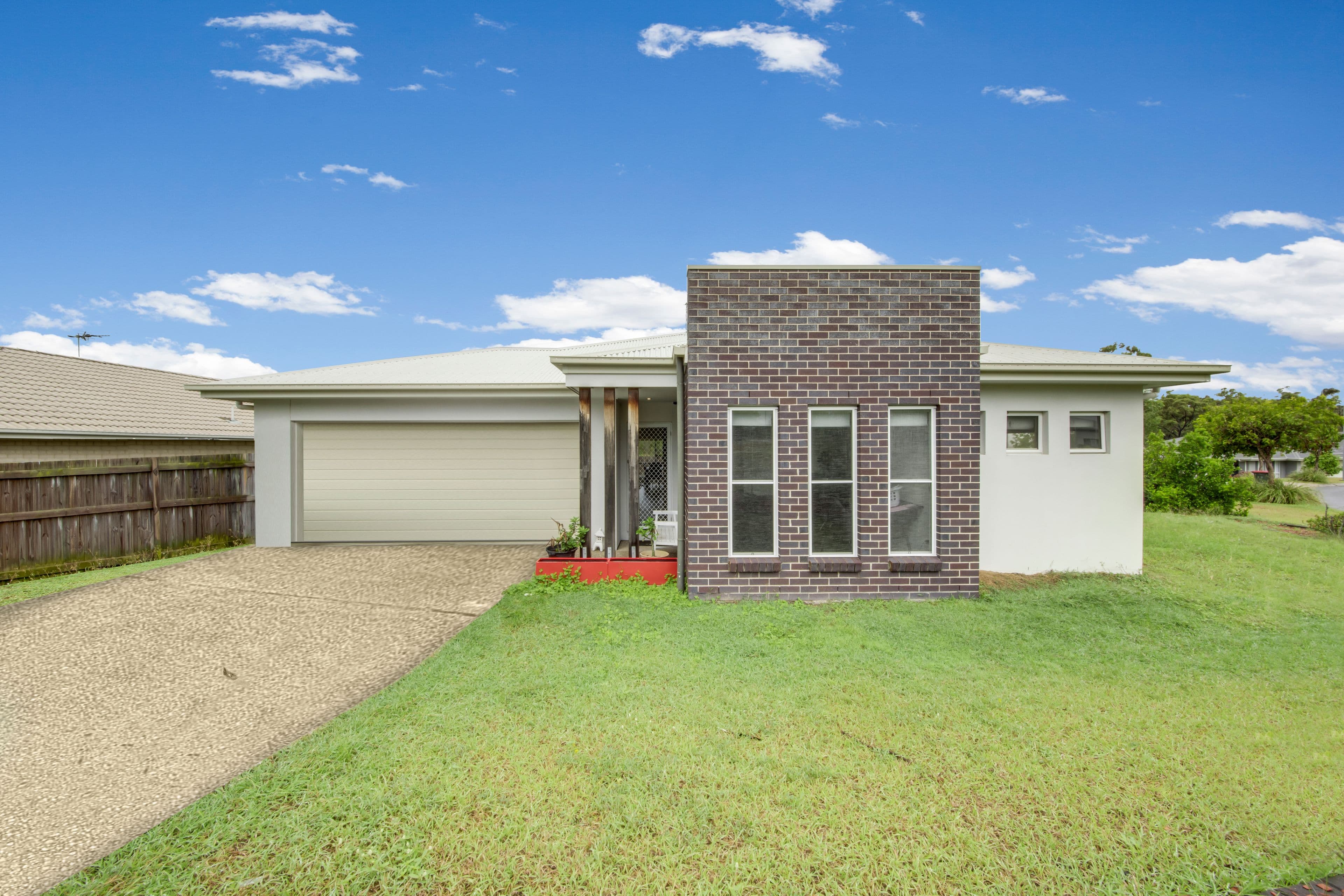 2 Bendee Street, Glen Eden QLD 4680, Glen Eden - Image 1