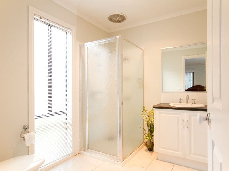 66 Robinswood Parade, NARRE WARREN SOUTH VIC 3805, Narre Warren South - Thumbnail 7