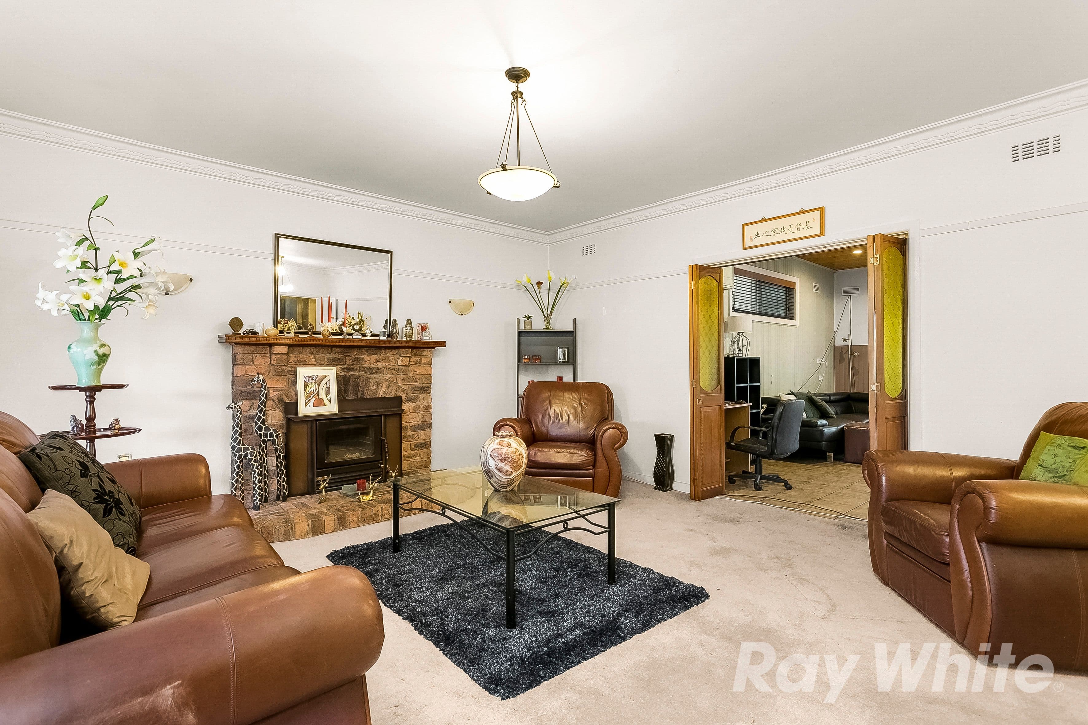 48 Pepperell Avenue, Glen Waverley VIC 3150, Glen Waverley - Thumbnail 2