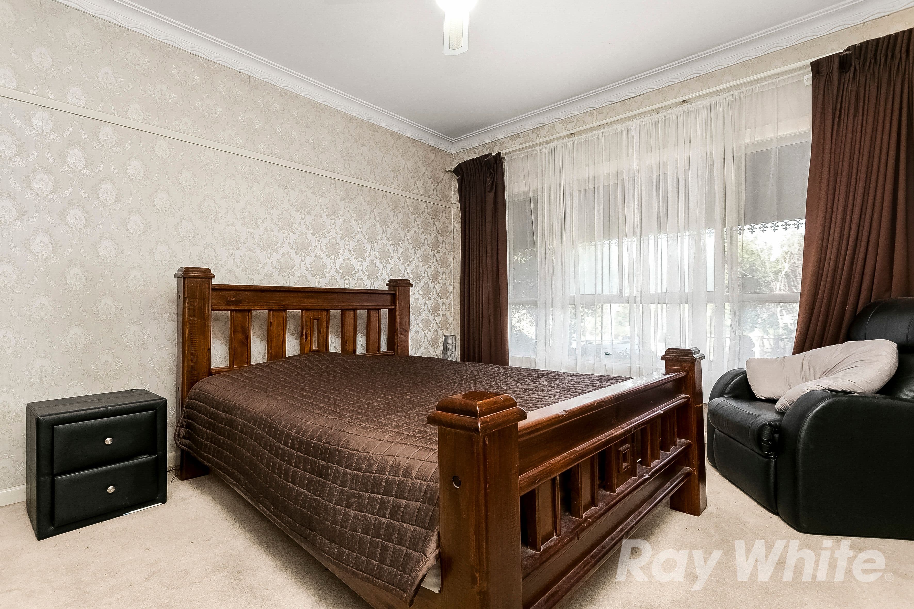 48 Pepperell Avenue, Glen Waverley VIC 3150, Glen Waverley - Thumbnail 6