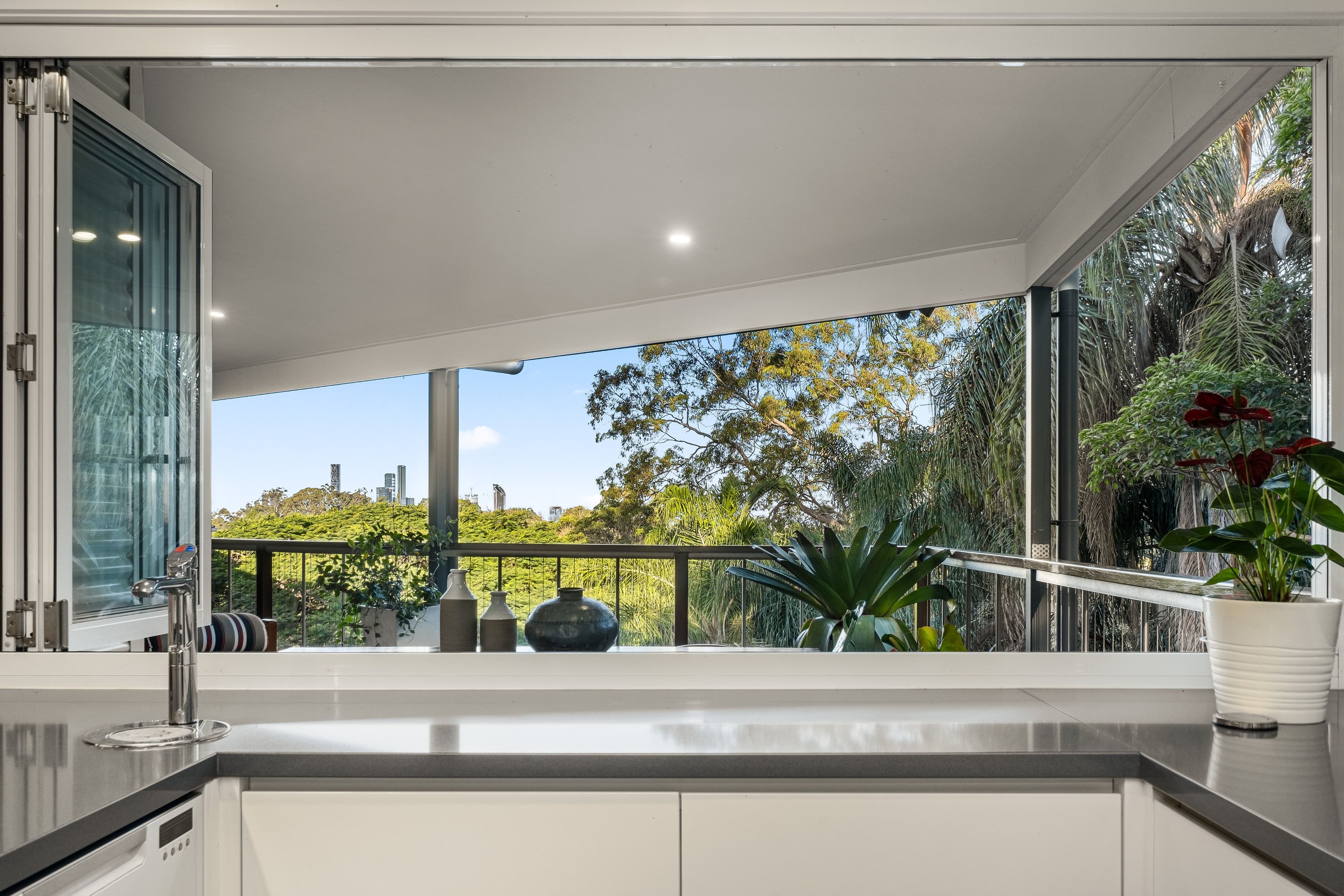 60 Simpsons Road, Bardon QLD 4065, Bardon - Thumbnail 5