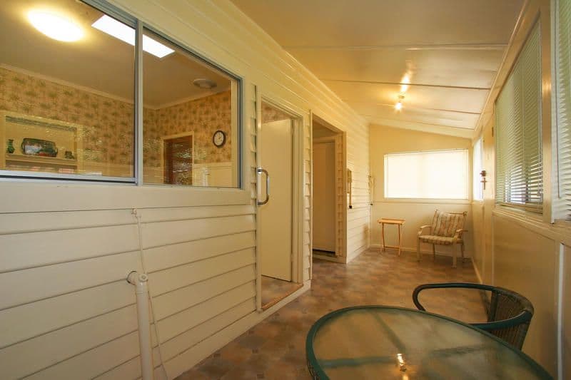 114  Devon Street, CHELTENHAM VIC 3192, Cheltenham - Thumbnail 5
